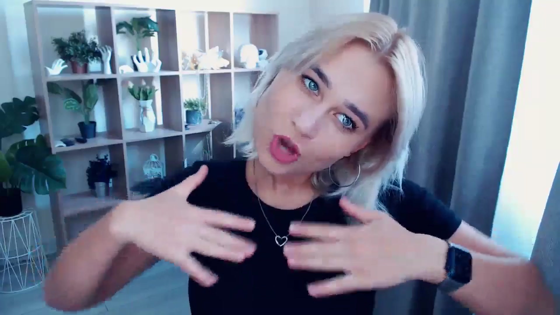 Gallery image thumbnail from Kukla_kolduna's myfreecams stream on, 08/28/2024, 13:12 image 11 of 20