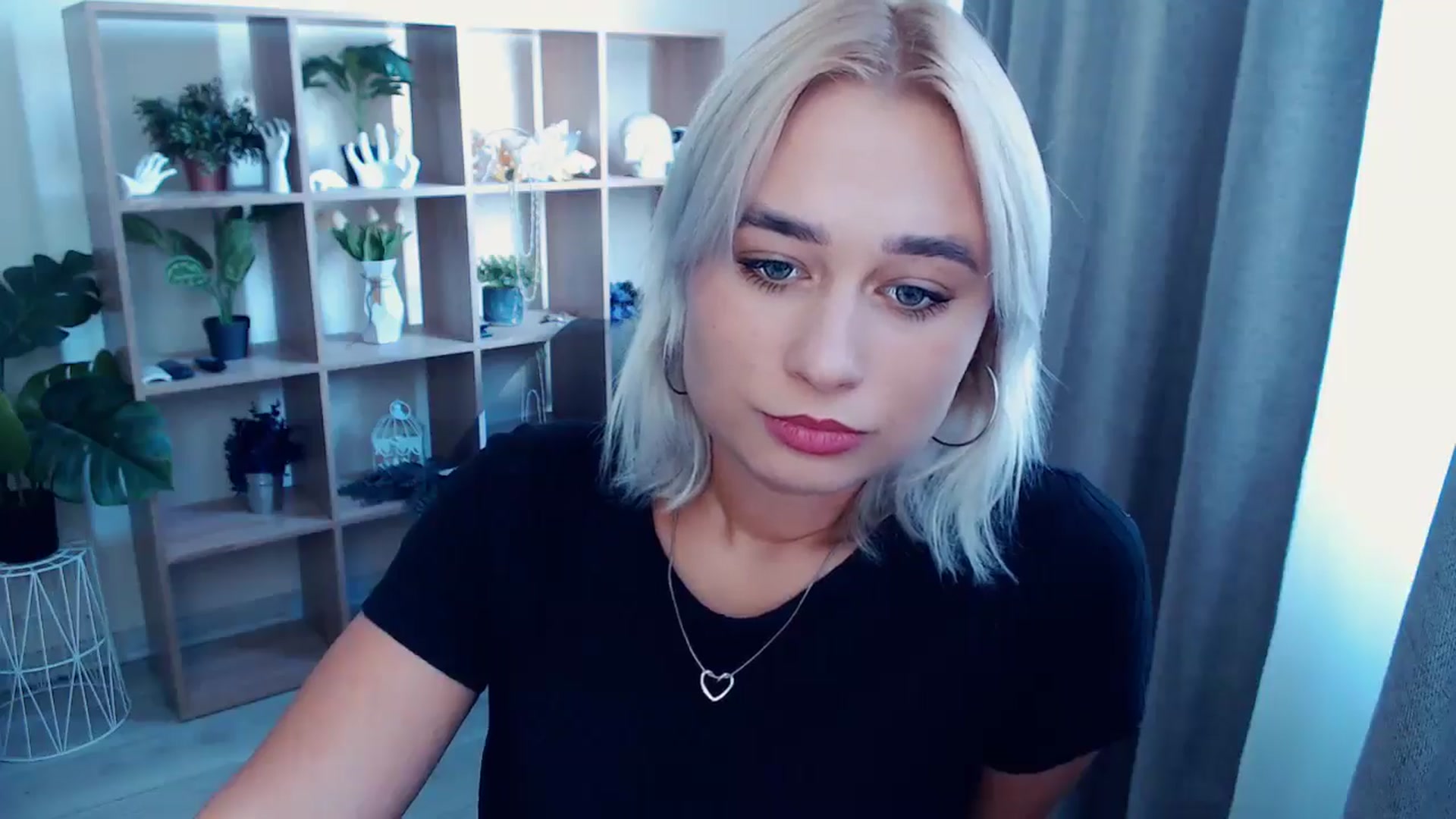 Gallery image thumbnail from Kukla_kolduna's myfreecams stream on, 08/28/2024, 13:12 image 14 of 20