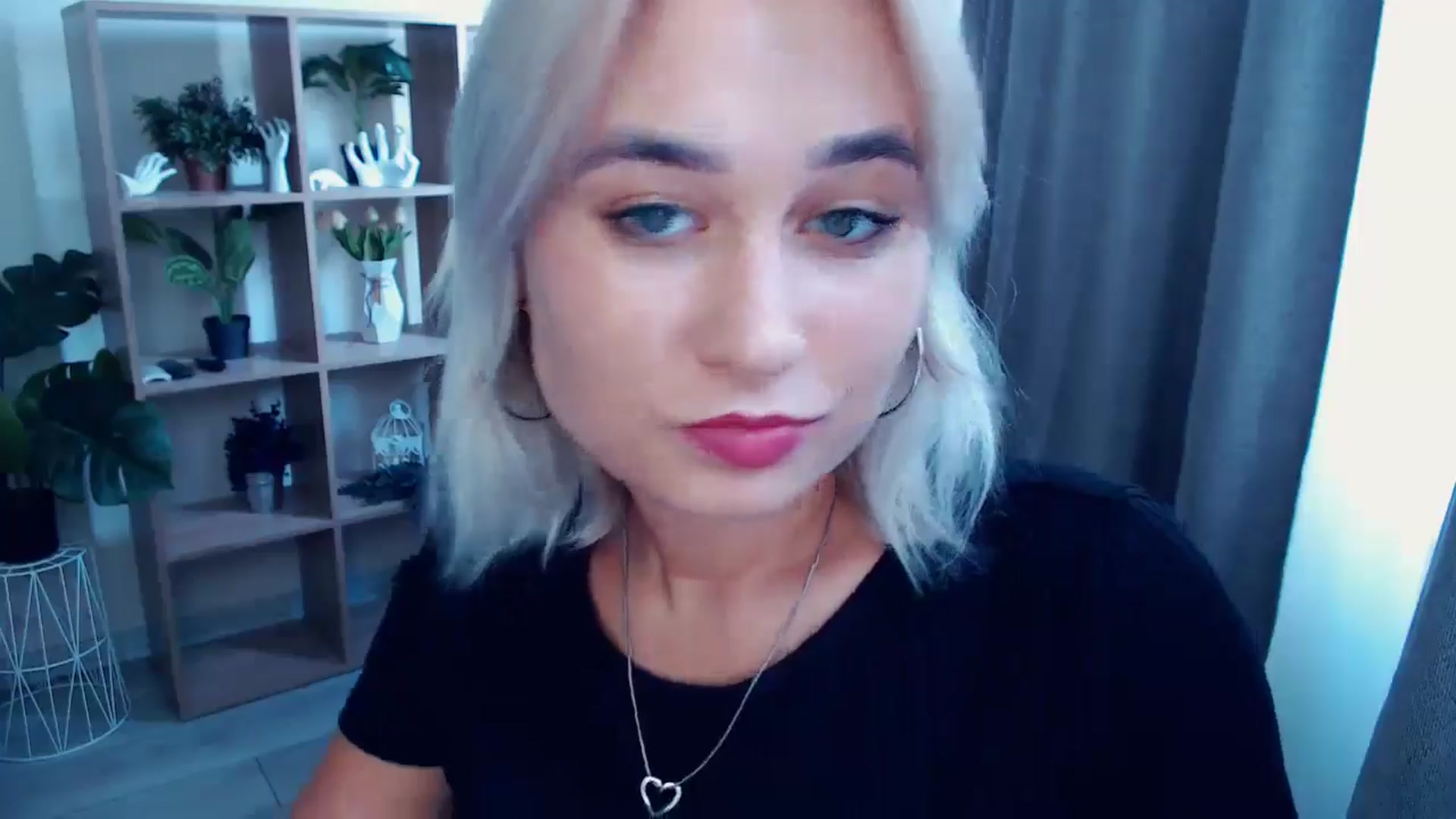 Gallery image thumbnail from Kukla_kolduna's myfreecams stream on, 08/28/2024, 13:33 image 10 of 20