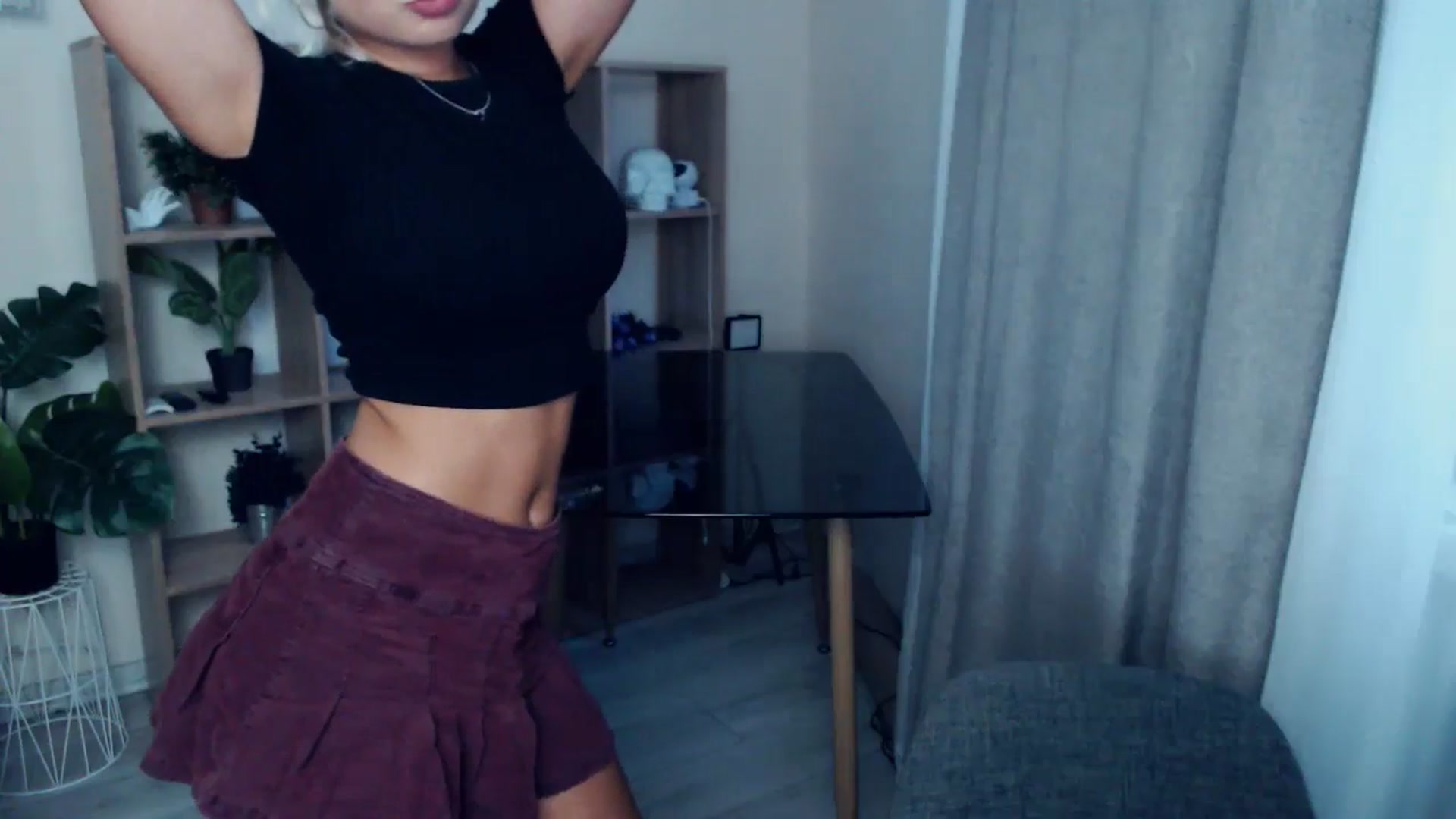 Gallery image thumbnail from Kukla_kolduna's myfreecams stream on, 08/28/2024, 16:36 image 15 of 20