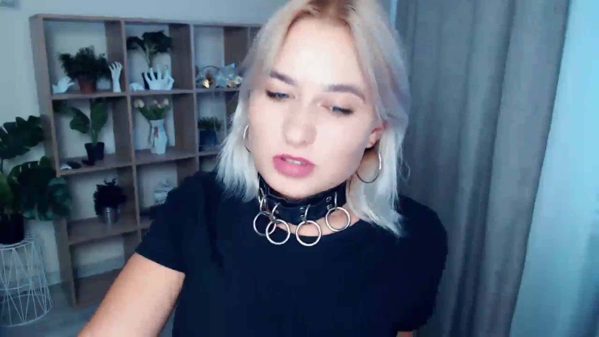 Gallery image thumbnail from Kukla_kolduna's myfreecams stream on, 08/28/2024, 16:36 image 18 of 20