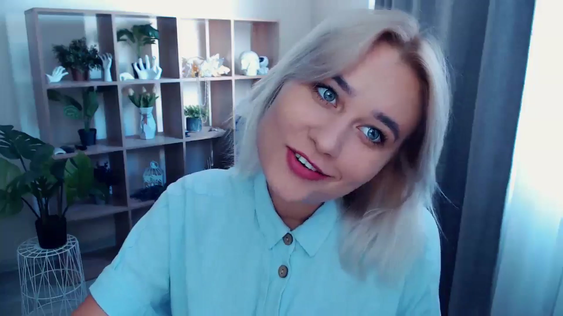 Gallery image thumbnail from Kukla_kolduna's myfreecams stream on, 08/29/2024, 13:32 image 19 of 20