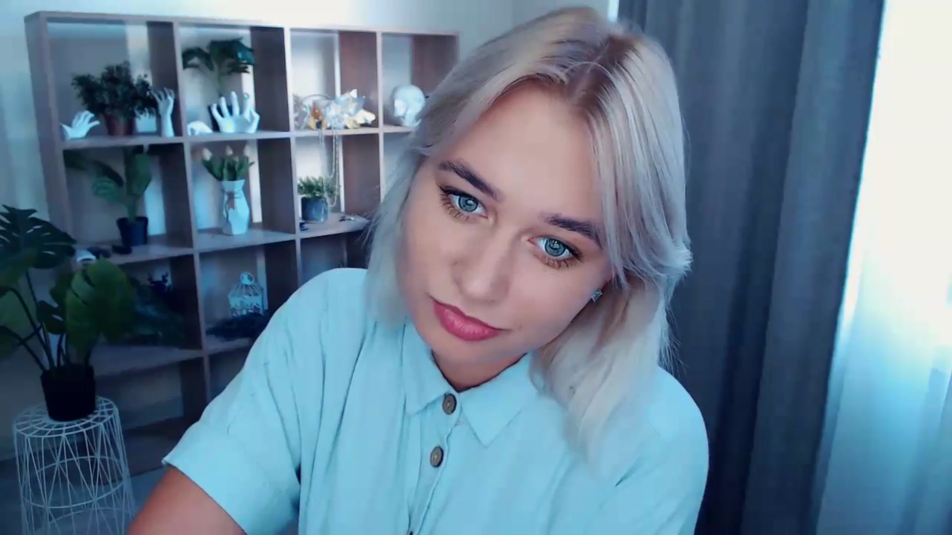 Gallery image thumbnail from Kukla_kolduna's myfreecams stream on, 08/29/2024, 15:53 image 13 of 20