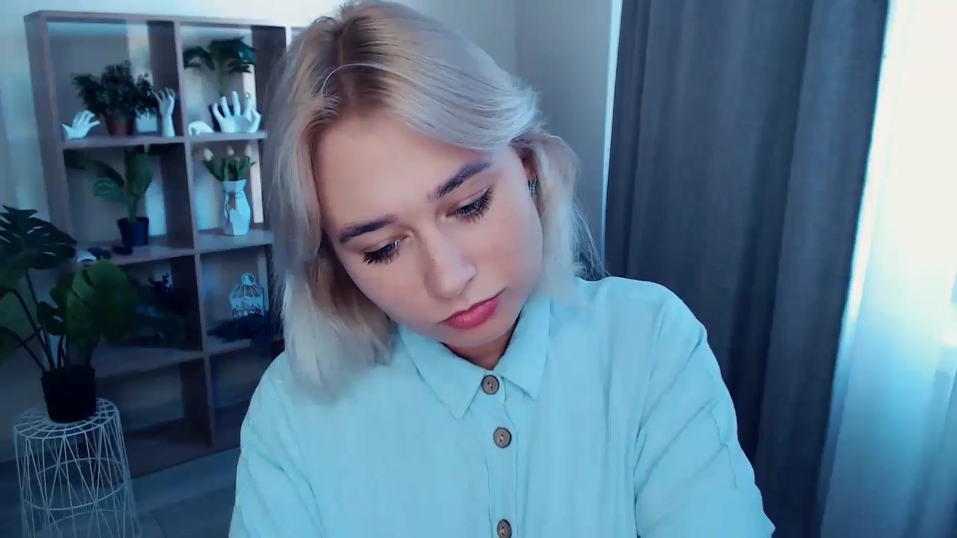 Gallery image thumbnail from Kukla_kolduna's myfreecams stream on, 08/29/2024, 15:53 image 15 of 20