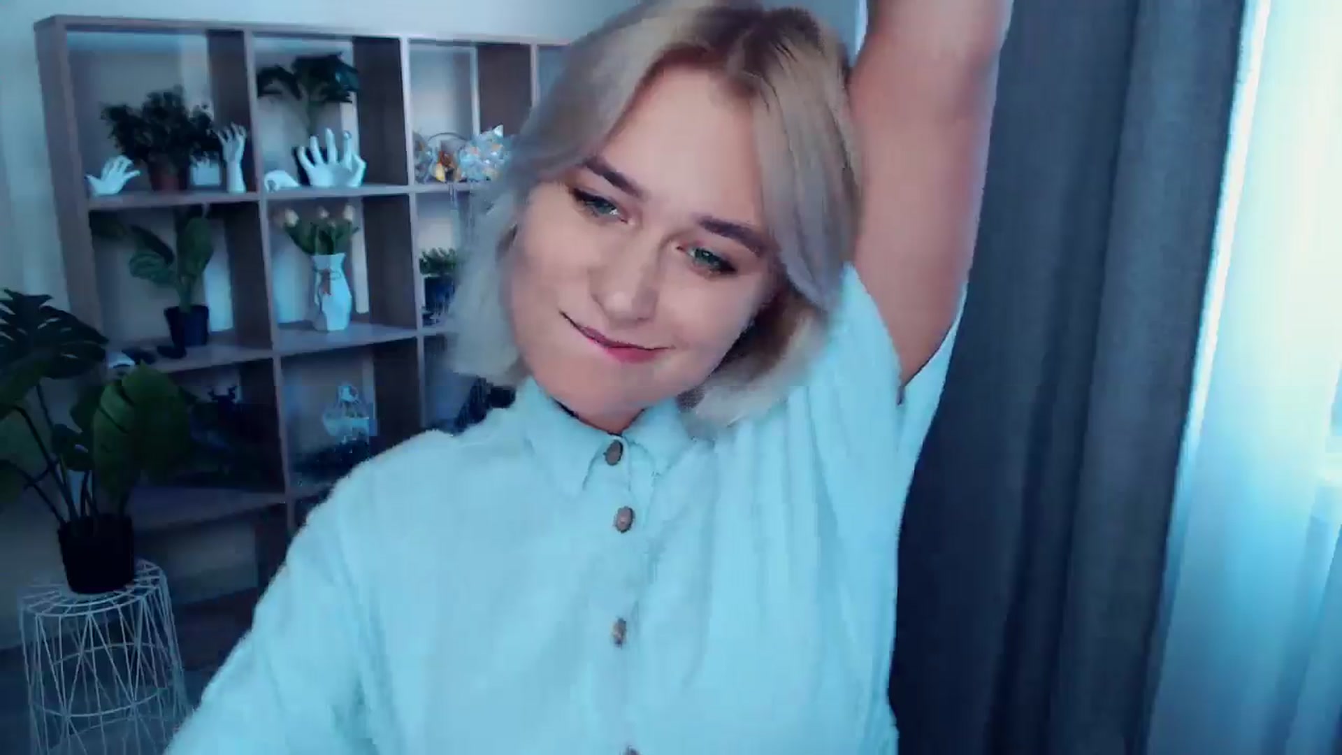 Gallery image thumbnail from Kukla_kolduna's myfreecams stream on, 08/29/2024, 16:15 image 4 of 20
