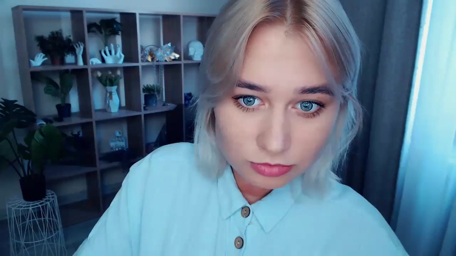 Gallery image thumbnail from Kukla_kolduna's myfreecams stream on, 08/29/2024, 16:15 image 17 of 20