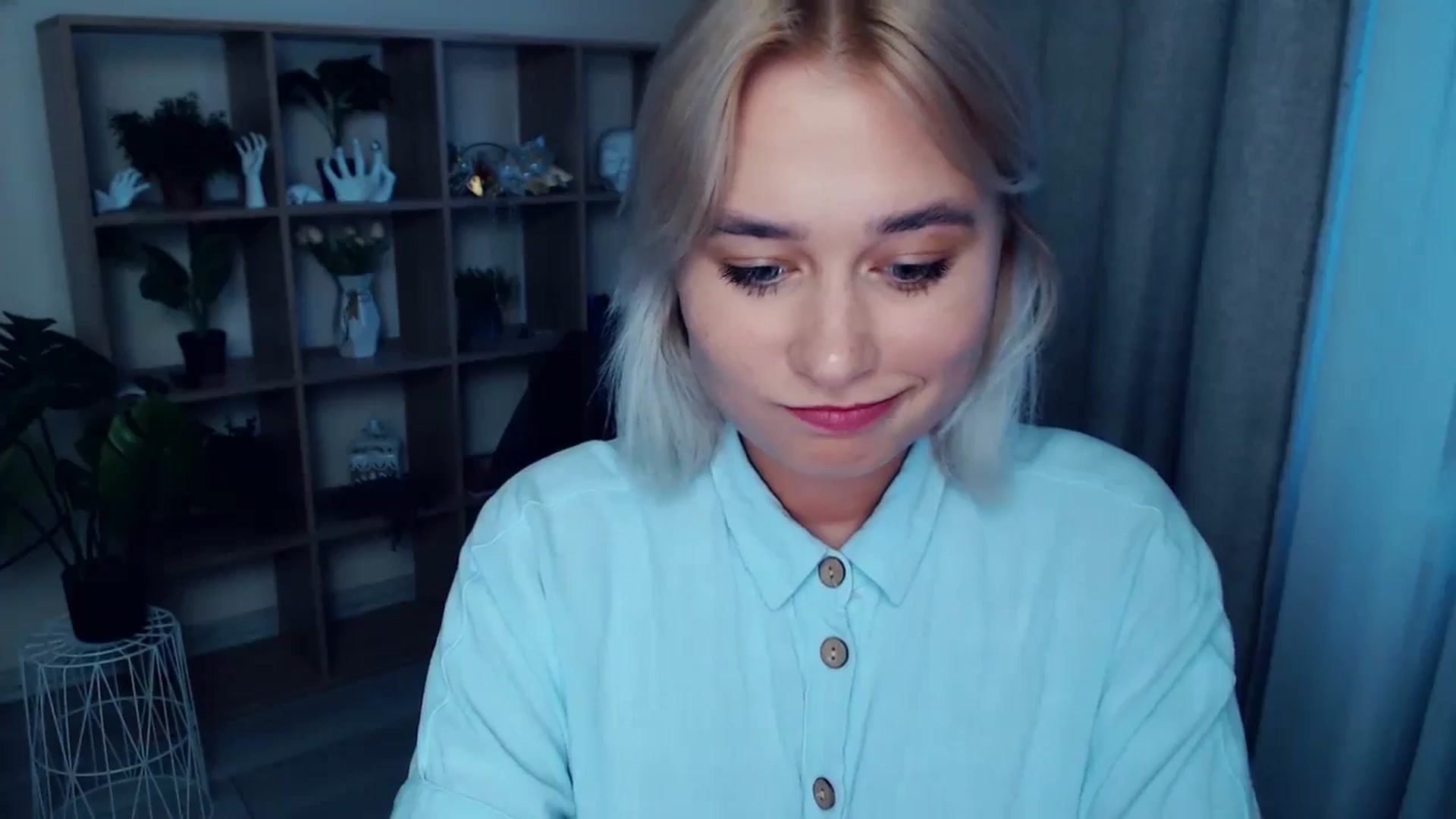Gallery image thumbnail from Kukla_kolduna's myfreecams stream on, 08/29/2024, 17:05 image 12 of 20