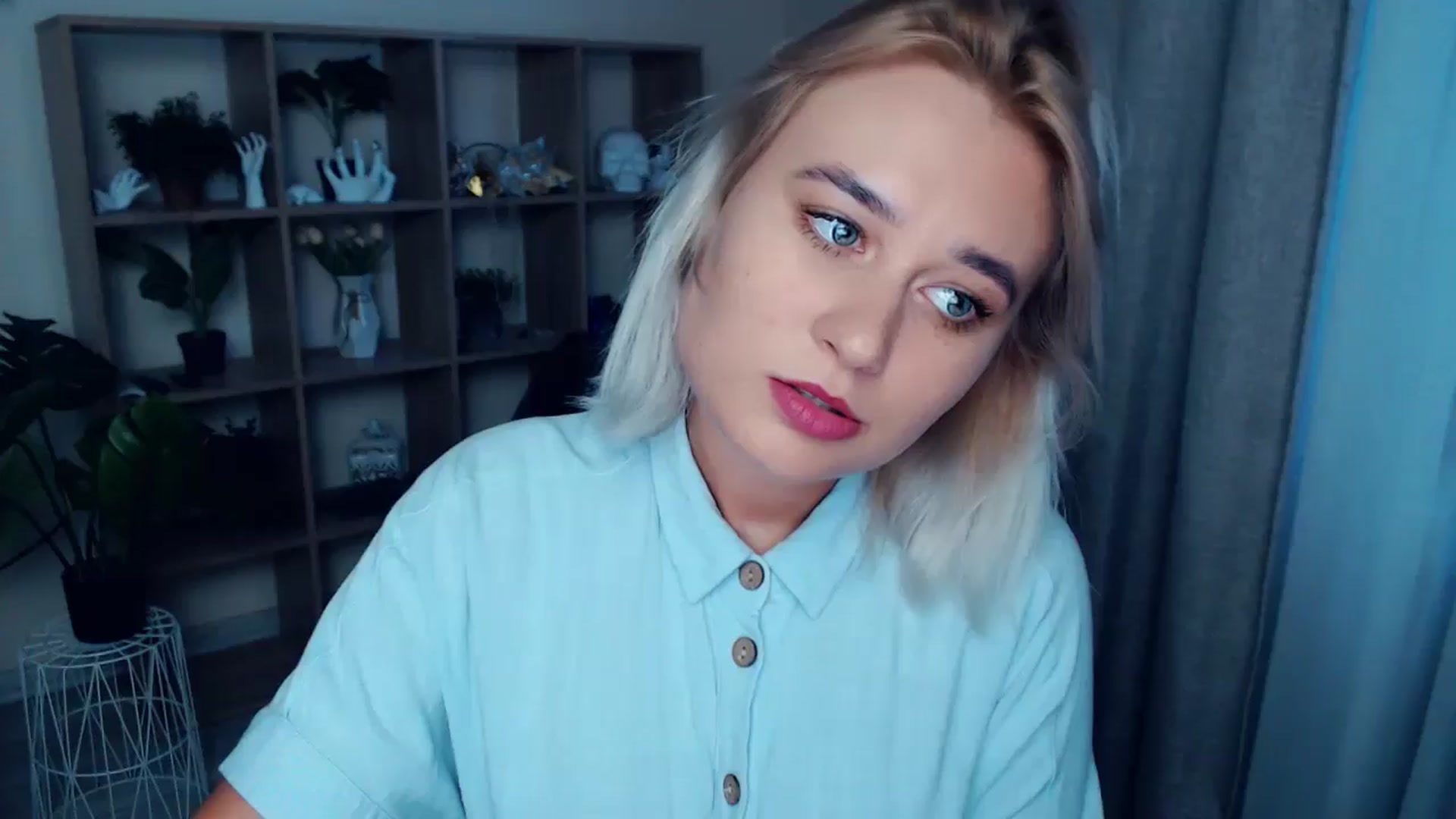 Gallery image thumbnail from Kukla_kolduna's myfreecams stream on, 08/29/2024, 17:05 image 14 of 20