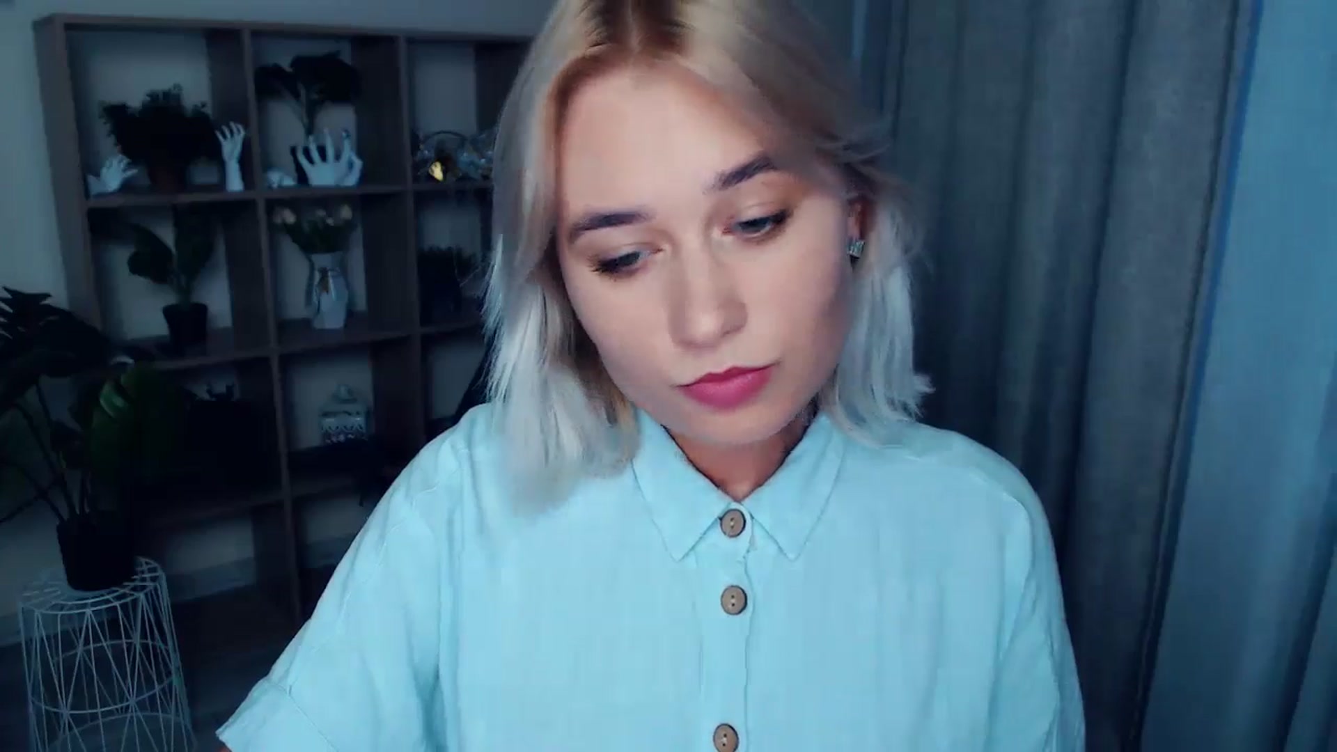 Gallery image thumbnail from Kukla_kolduna's myfreecams stream on, 08/29/2024, 17:05 image 18 of 20