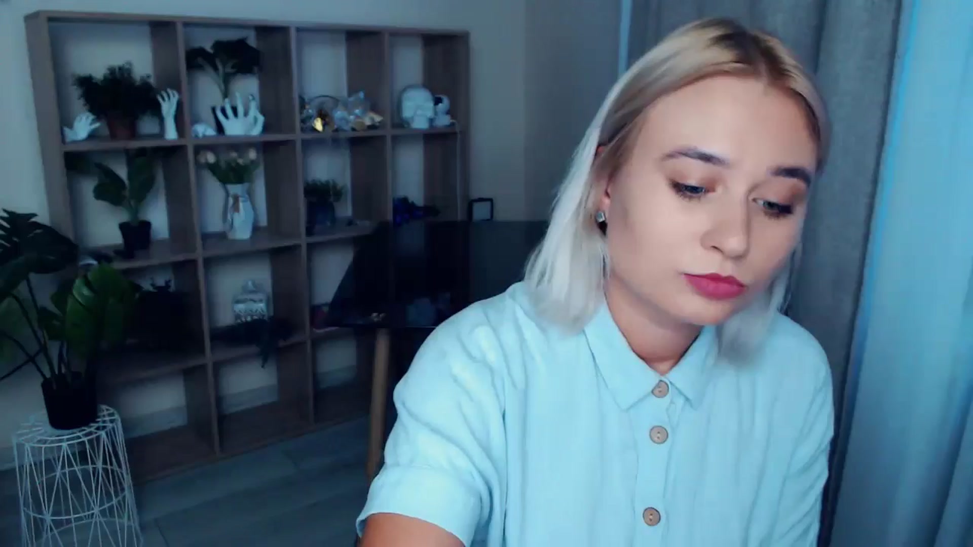Gallery image thumbnail from Kukla_kolduna's myfreecams stream on, 08/29/2024, 17:05 image 13 of 20