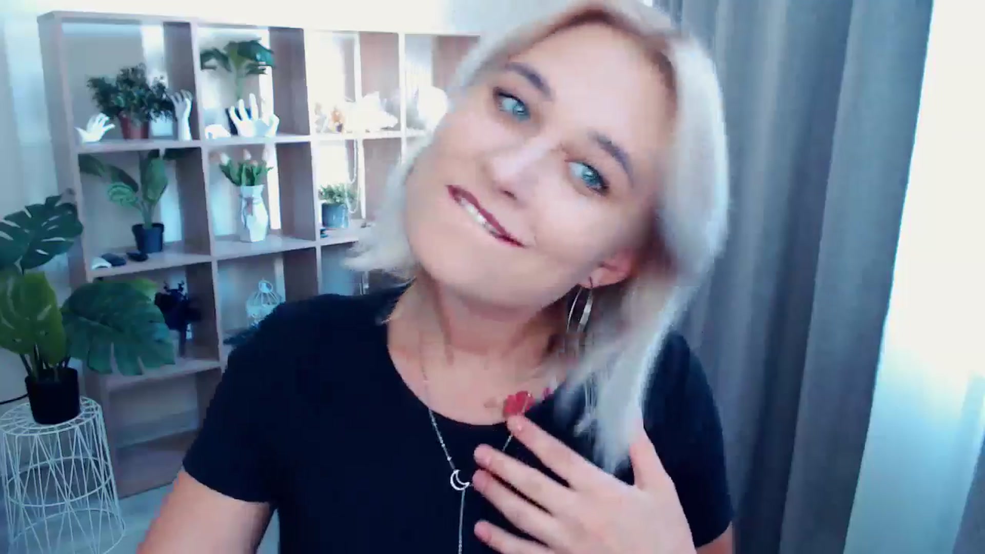 Gallery image thumbnail from Kukla_kolduna's myfreecams stream on, 08/30/2024, 15:47 image 2 of 20