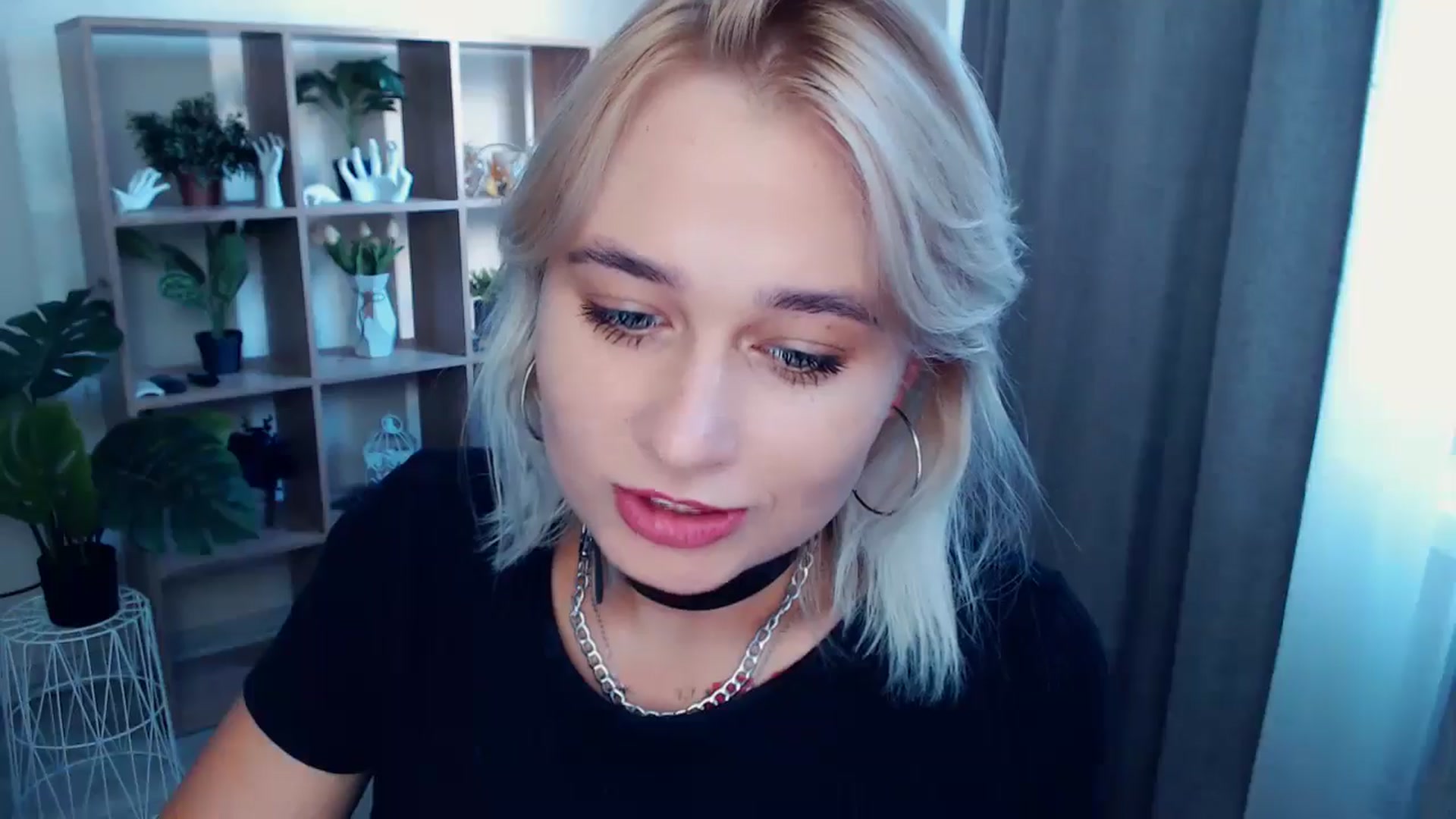 Gallery image thumbnail from Kukla_kolduna's myfreecams stream on, 08/30/2024, 15:47 image 19 of 20