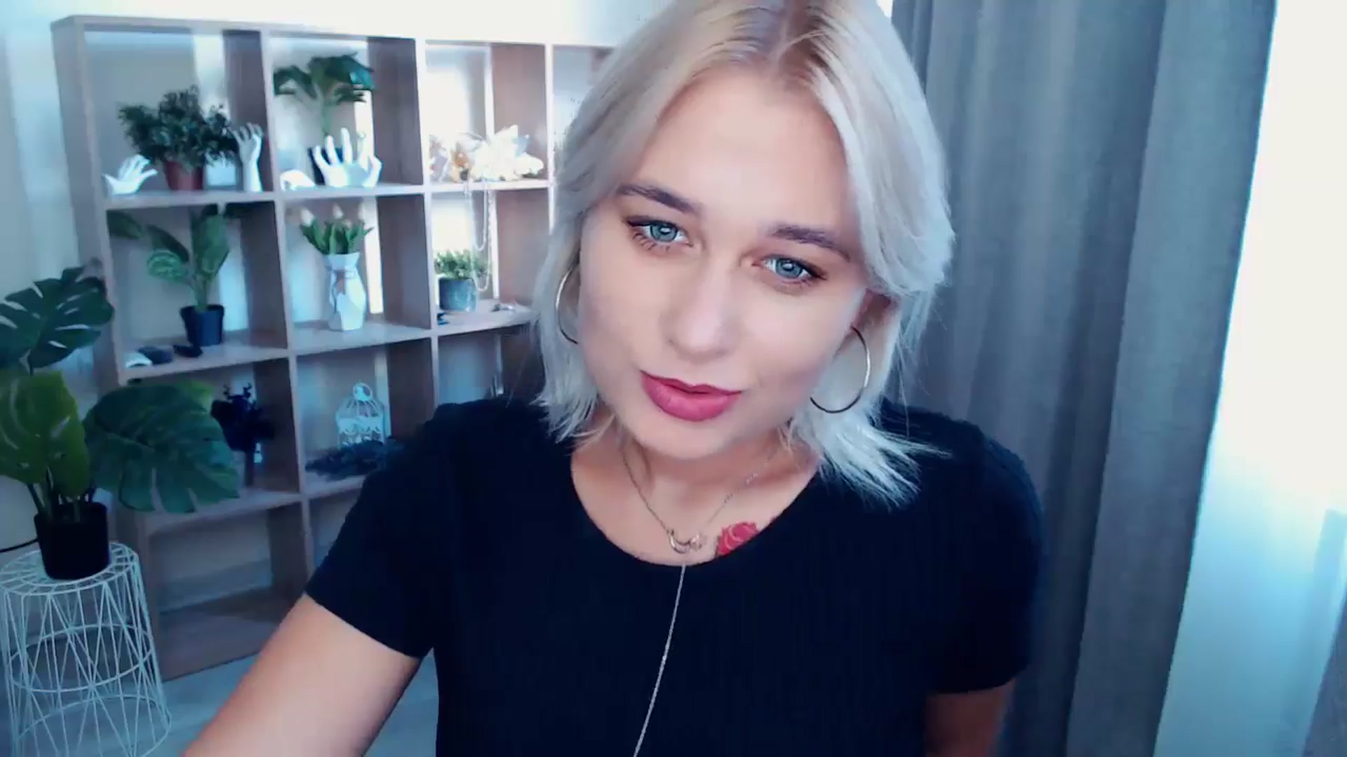 Gallery image thumbnail from Kukla_kolduna's myfreecams stream on, 08/30/2024, 15:47 image 12 of 20