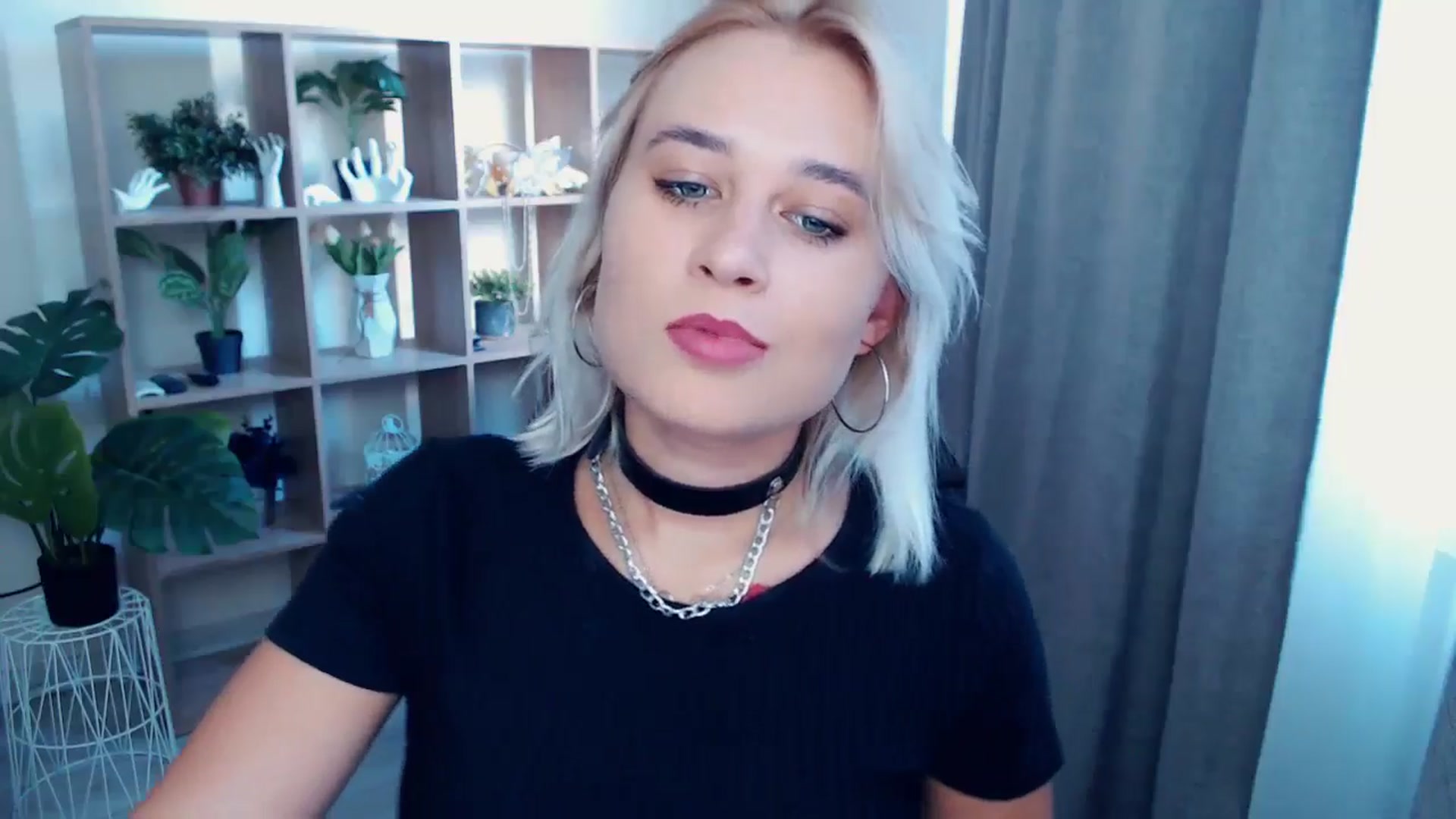 Gallery image thumbnail from Kukla_kolduna's myfreecams stream on, 08/30/2024, 15:47 image 16 of 20