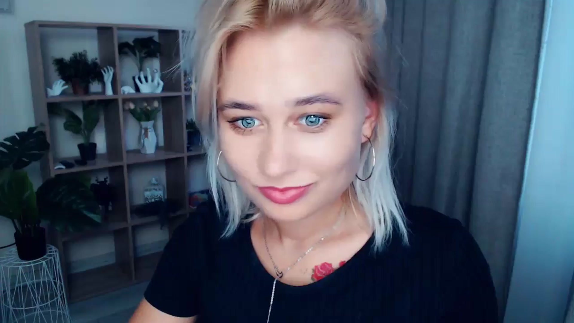 Gallery image thumbnail from Kukla_kolduna's myfreecams stream on, 08/30/2024, 17:05 image 5 of 20