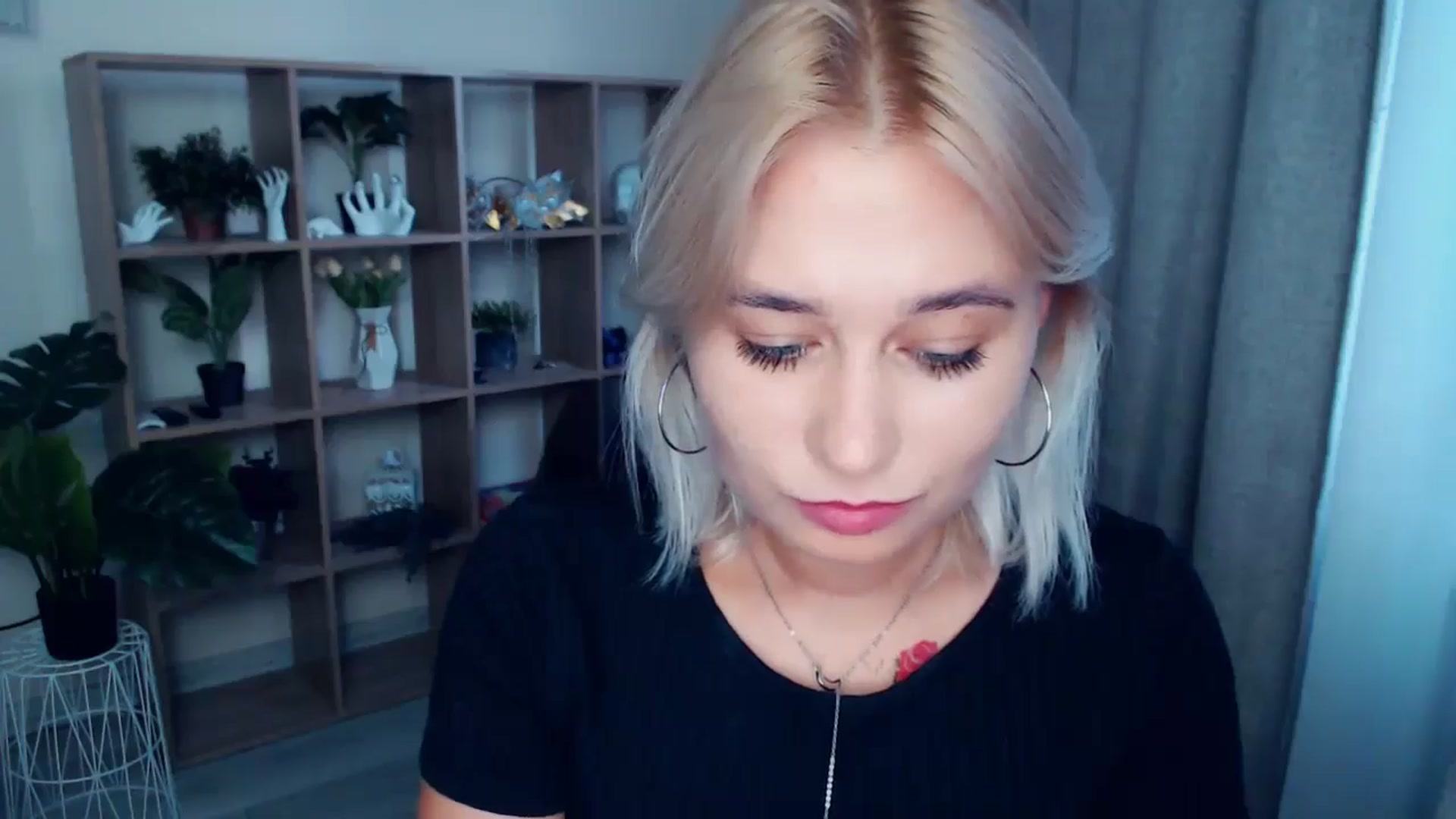 Gallery image thumbnail from Kukla_kolduna's myfreecams stream on, 08/30/2024, 17:05 image 3 of 20