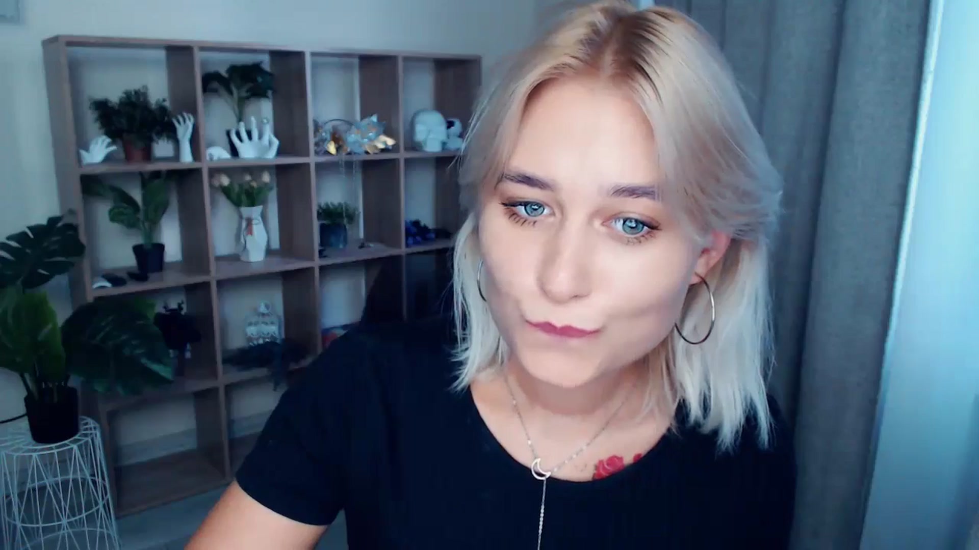 Gallery image thumbnail from Kukla_kolduna's myfreecams stream on, 08/30/2024, 17:05 image 2 of 20