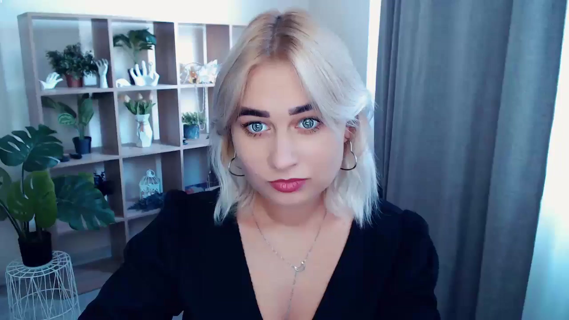 Gallery image thumbnail from Kukla_kolduna's myfreecams stream on, 09/04/2024, 15:19 image 6 of 20