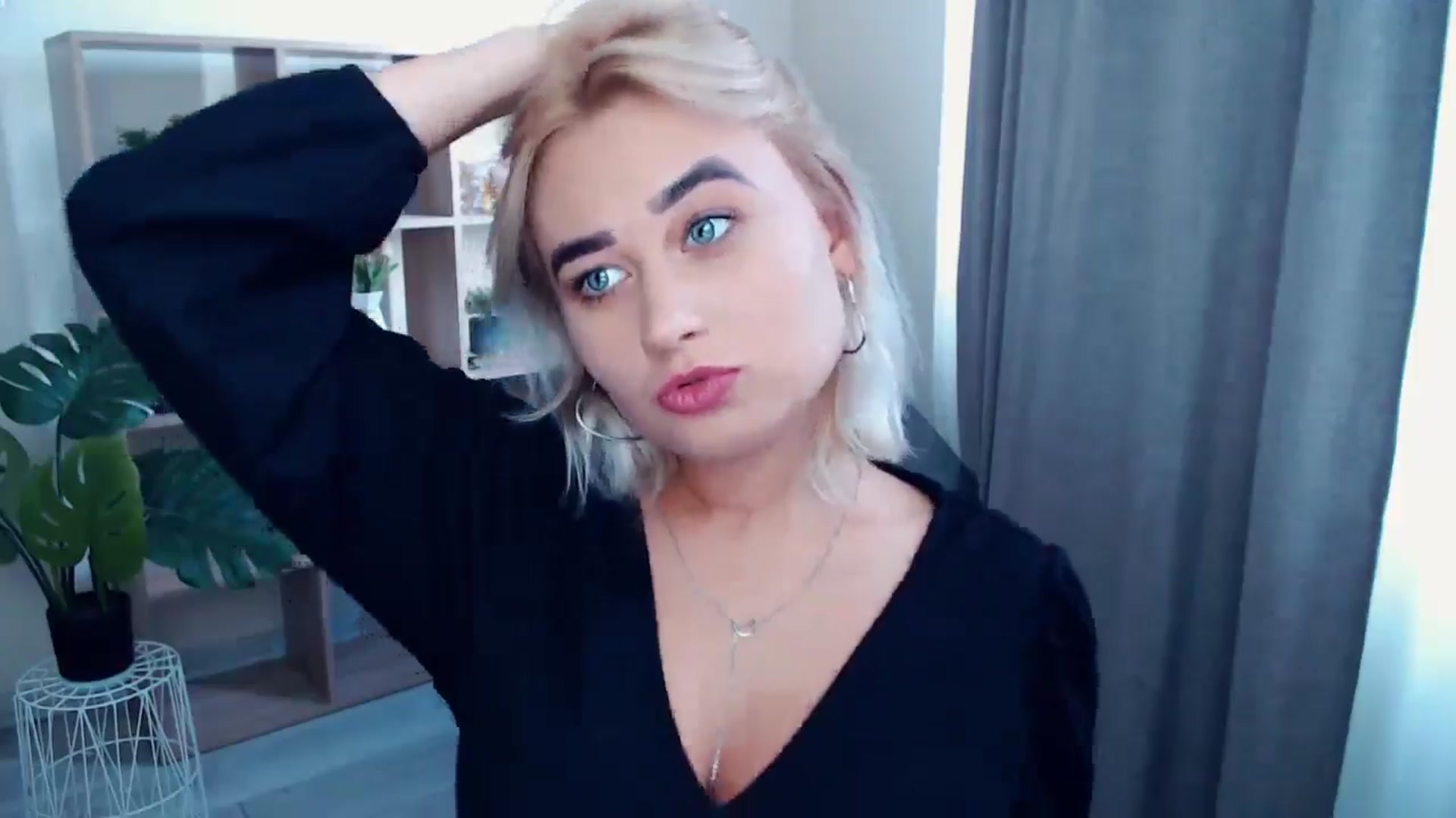 Gallery image thumbnail from Kukla_kolduna's myfreecams stream on, 09/04/2024, 15:19 image 16 of 20