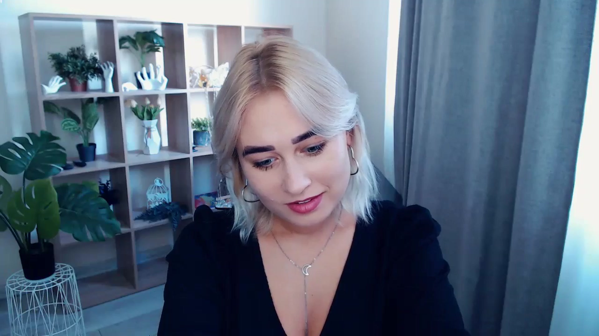 Gallery image thumbnail from Kukla_kolduna's myfreecams stream on, 09/04/2024, 15:19 image 9 of 20