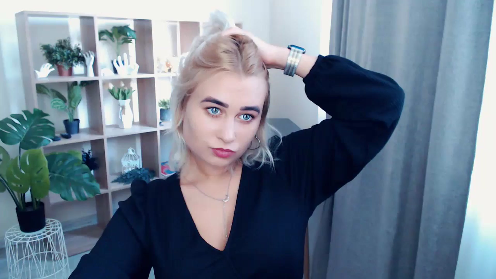Gallery image thumbnail from Kukla_kolduna's myfreecams stream on, 09/04/2024, 15:19 image 13 of 20