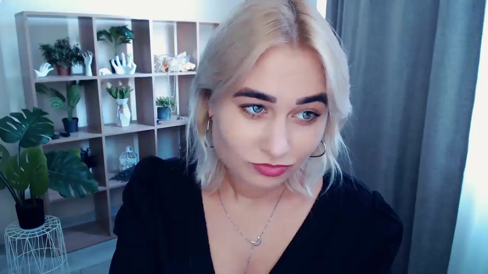 Gallery image thumbnail from Kukla_kolduna's myfreecams stream on, 09/04/2024, 15:19 image 3 of 20