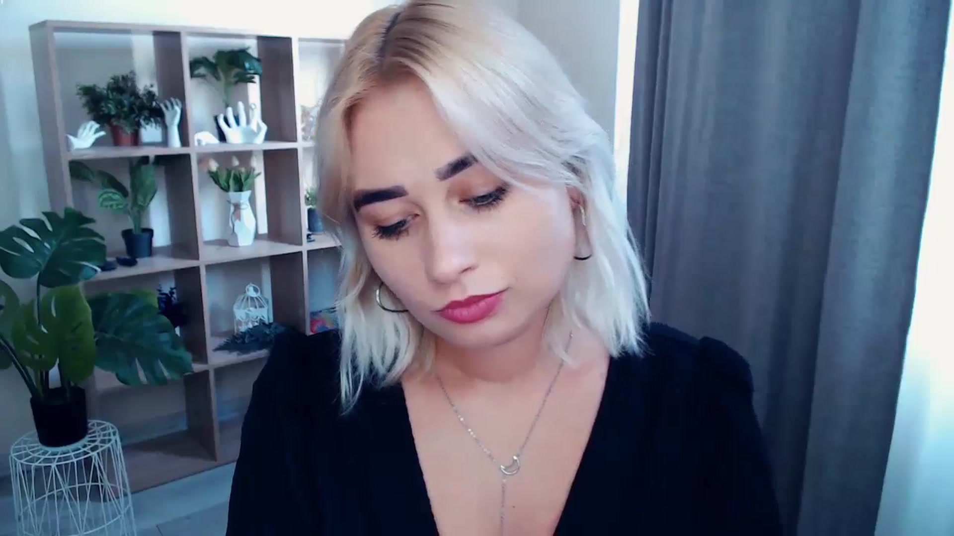 Gallery image thumbnail from Kukla_kolduna's myfreecams stream on, 09/04/2024, 15:19 image 15 of 20