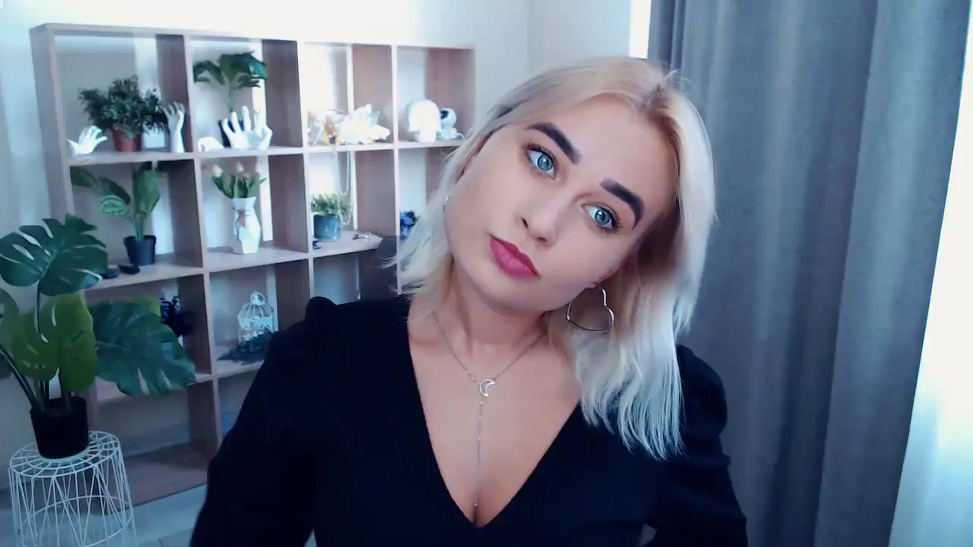 Gallery image thumbnail from Kukla_kolduna's myfreecams stream on, 09/04/2024, 15:19 image 1 of 20
