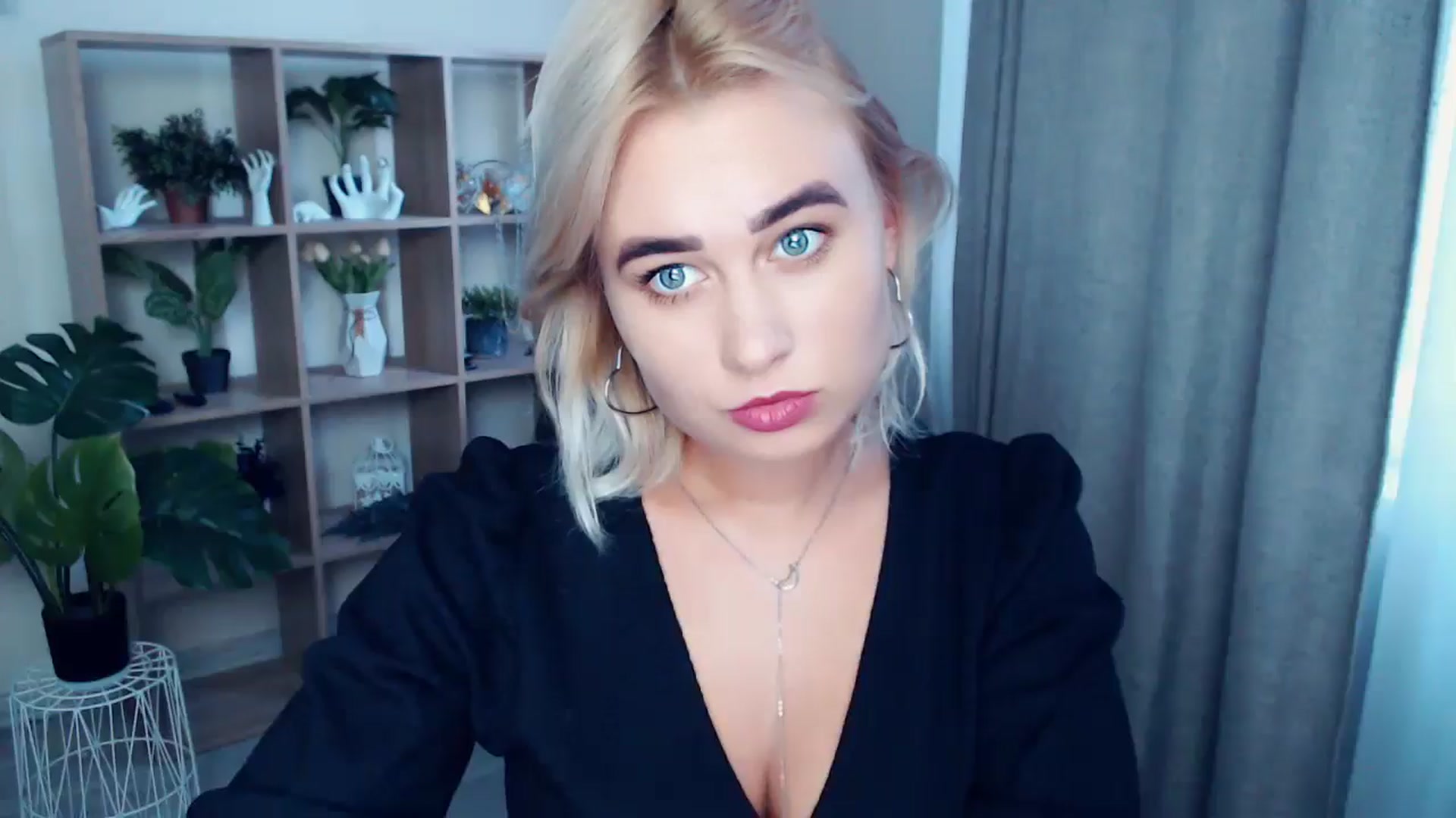 Gallery image thumbnail from Kukla_kolduna's myfreecams stream on, 09/04/2024, 16:58 image 1 of 20