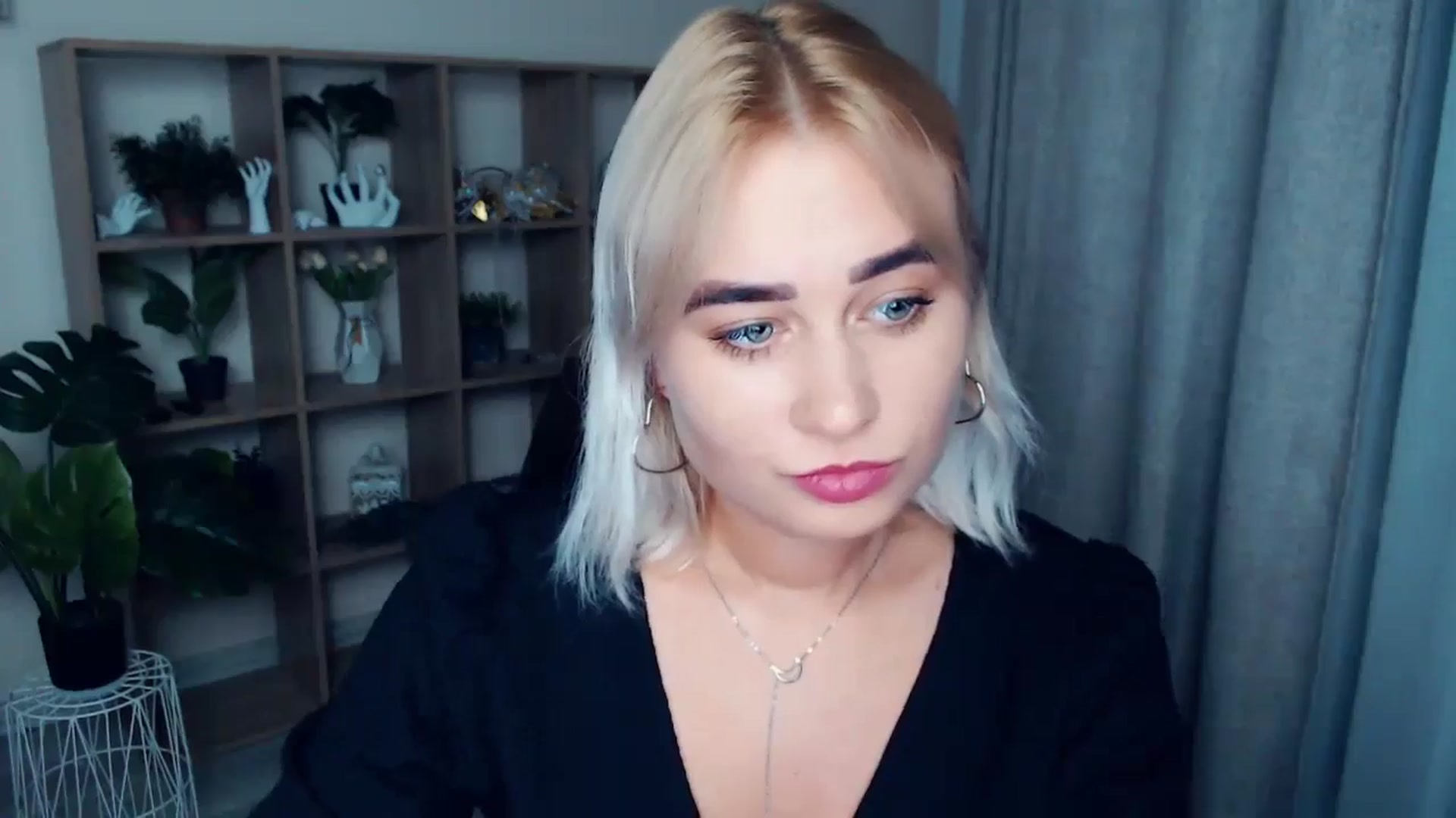 Gallery image thumbnail from Kukla_kolduna's myfreecams stream on, 09/04/2024, 17:58 image 9 of 20