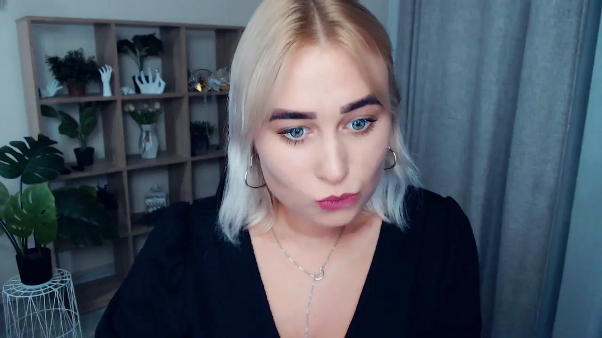 Gallery image thumbnail from Kukla_kolduna's myfreecams stream on, 09/04/2024, 17:58 image 20 of 20