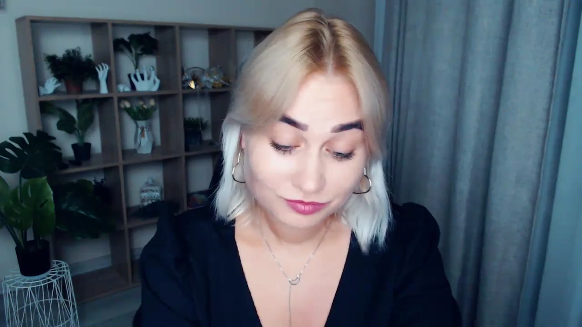 Gallery image thumbnail from Kukla_kolduna's myfreecams stream on, 09/04/2024, 17:58 image 2 of 20