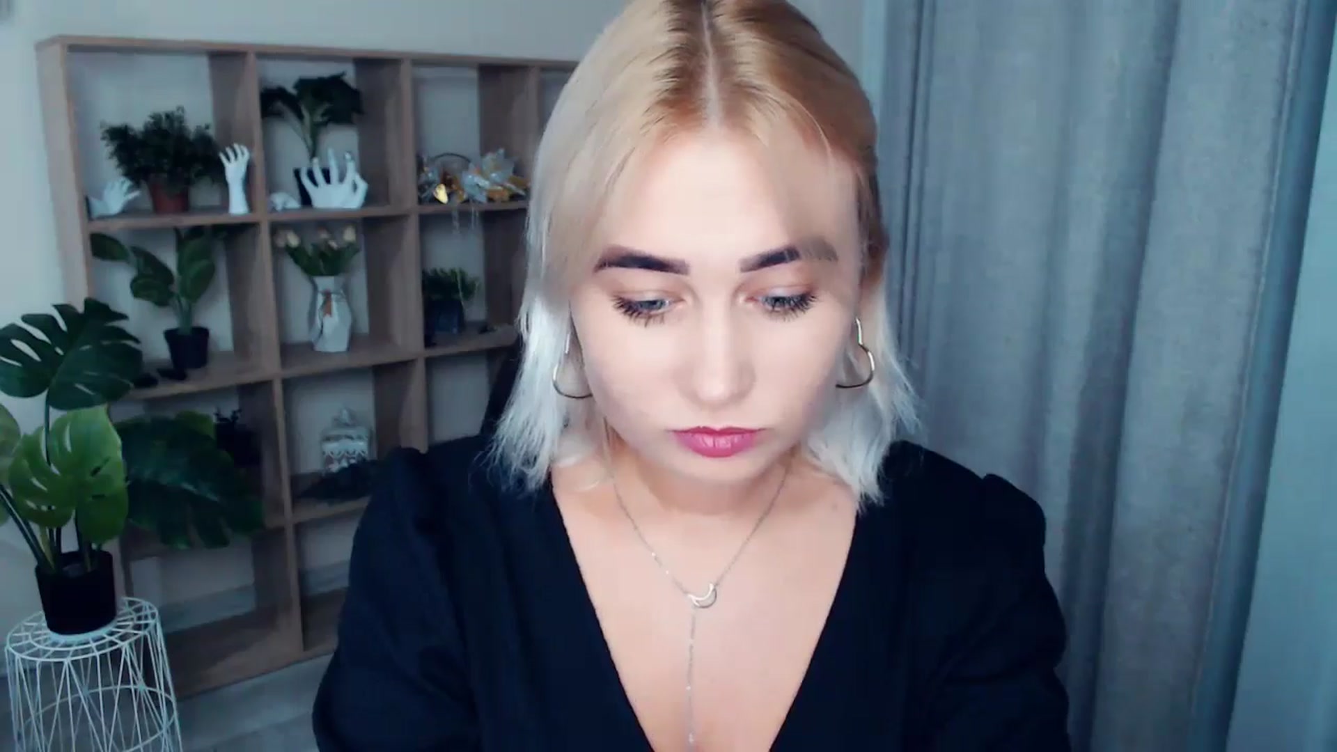 Gallery image thumbnail from Kukla_kolduna's myfreecams stream on, 09/04/2024, 17:58 image 14 of 20