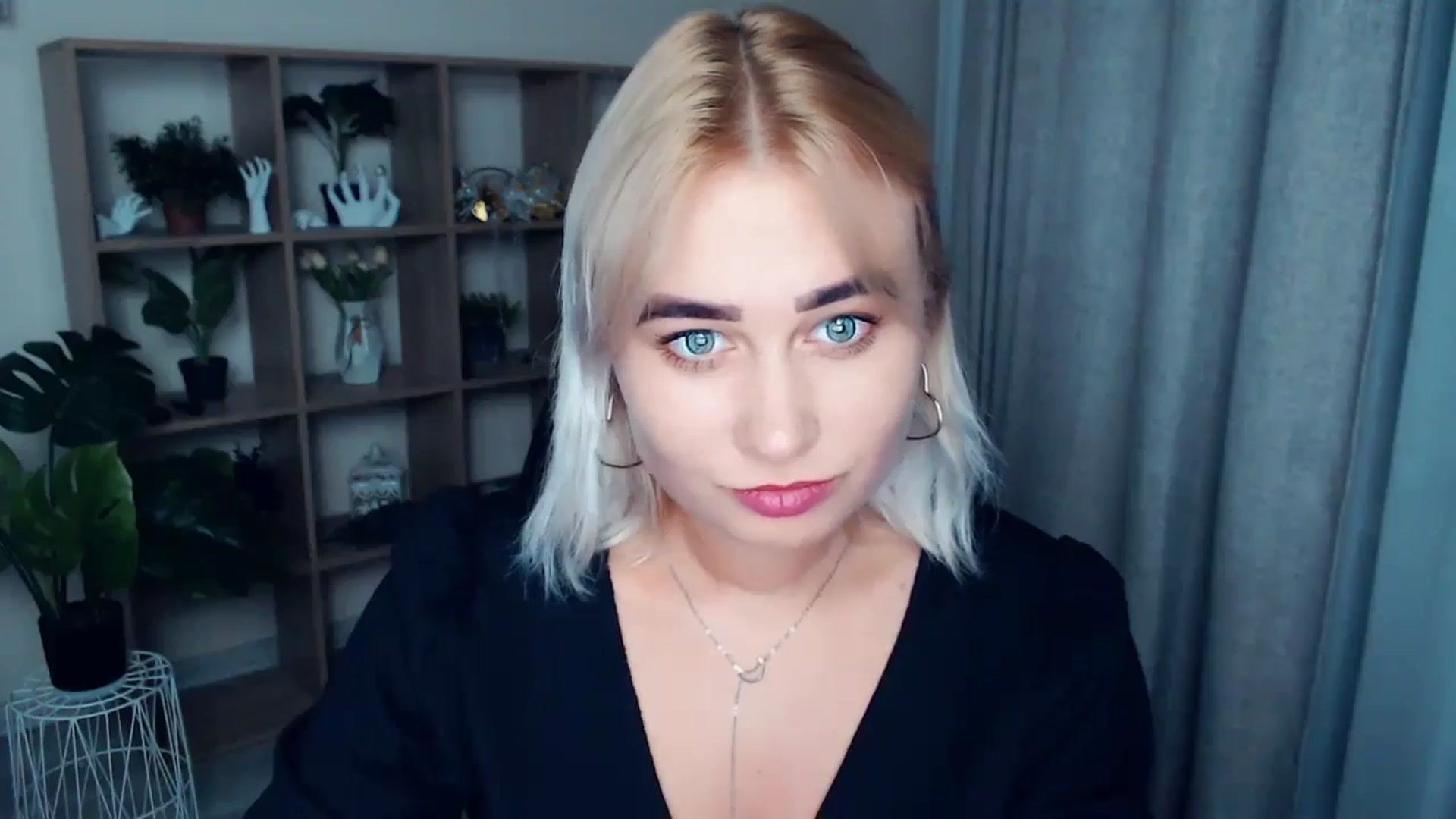 Gallery image thumbnail from Kukla_kolduna's myfreecams stream on, 09/04/2024, 17:58 image 10 of 20