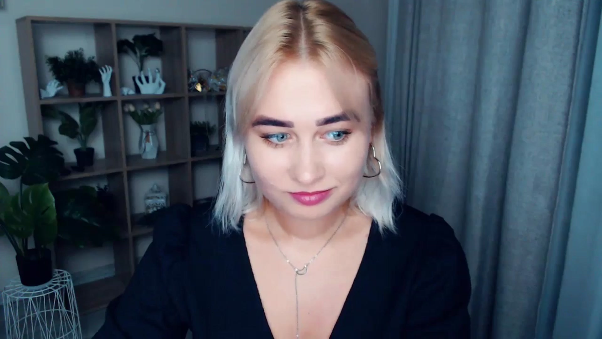 Gallery image thumbnail from Kukla_kolduna's myfreecams stream on, 09/04/2024, 17:58 image 6 of 20