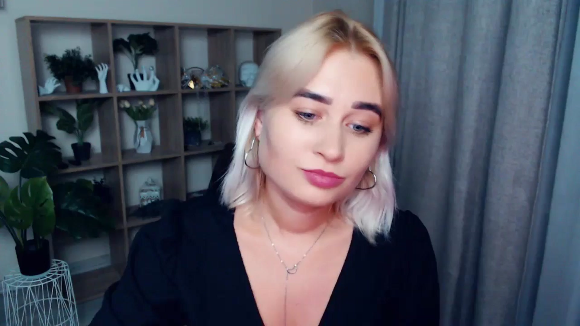 Gallery image thumbnail from Kukla_kolduna's myfreecams stream on, 09/04/2024, 17:58 image 1 of 20