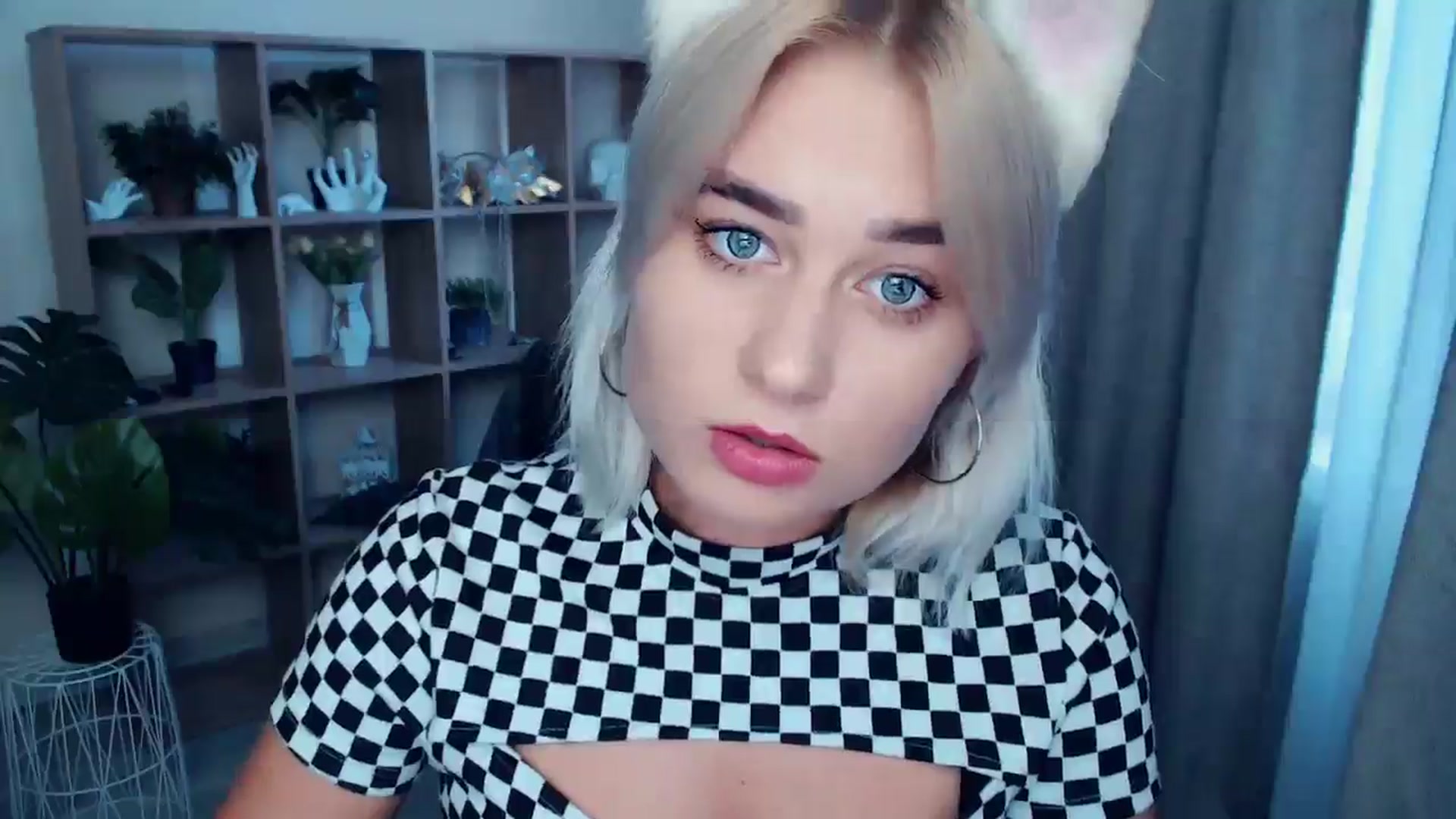 Gallery image thumbnail from Kukla_kolduna's myfreecams stream on, 09/05/2024, 16:09 image 18 of 20