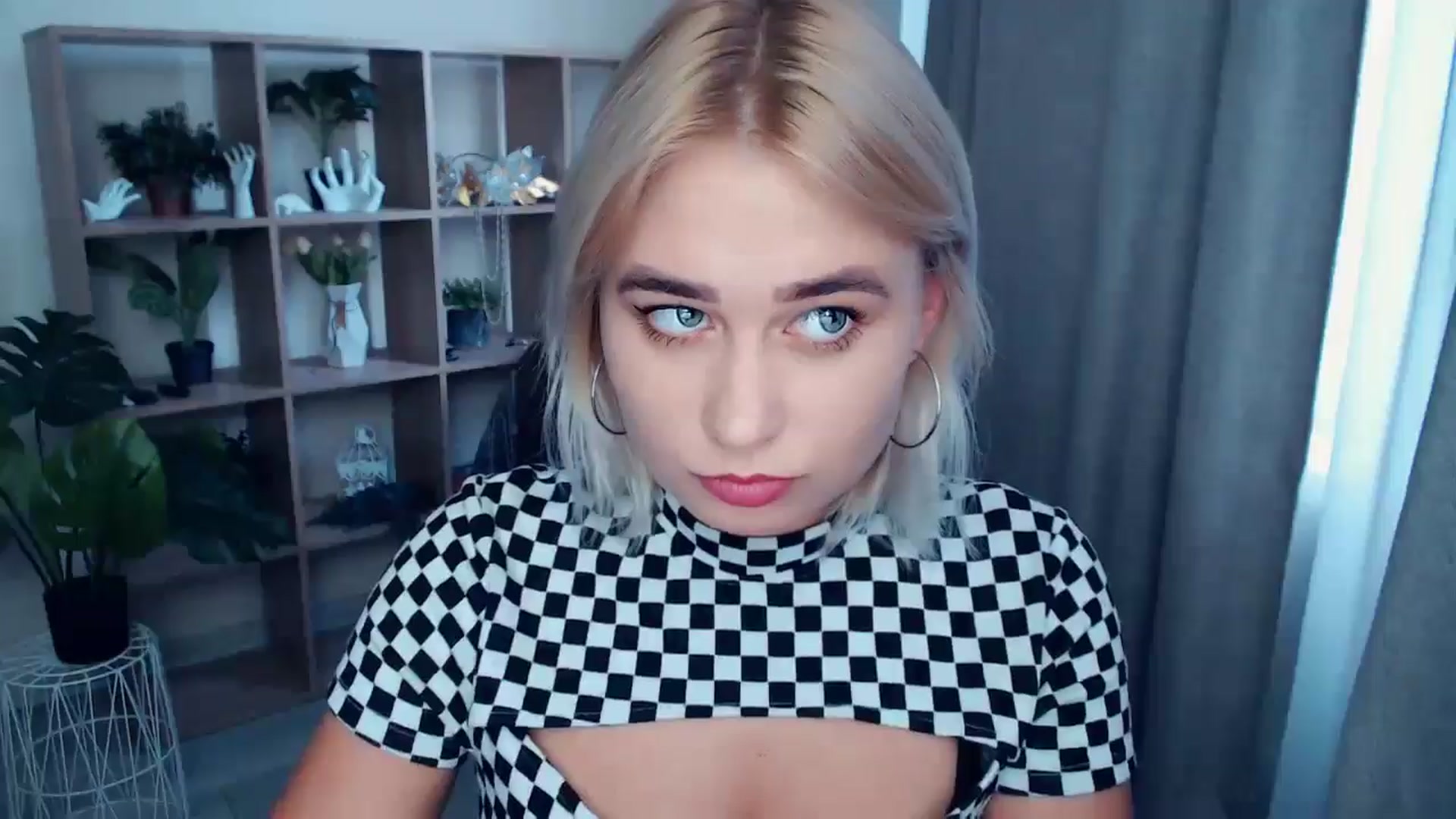Gallery image thumbnail from Kukla_kolduna's myfreecams stream on, 09/05/2024, 16:09 image 5 of 20