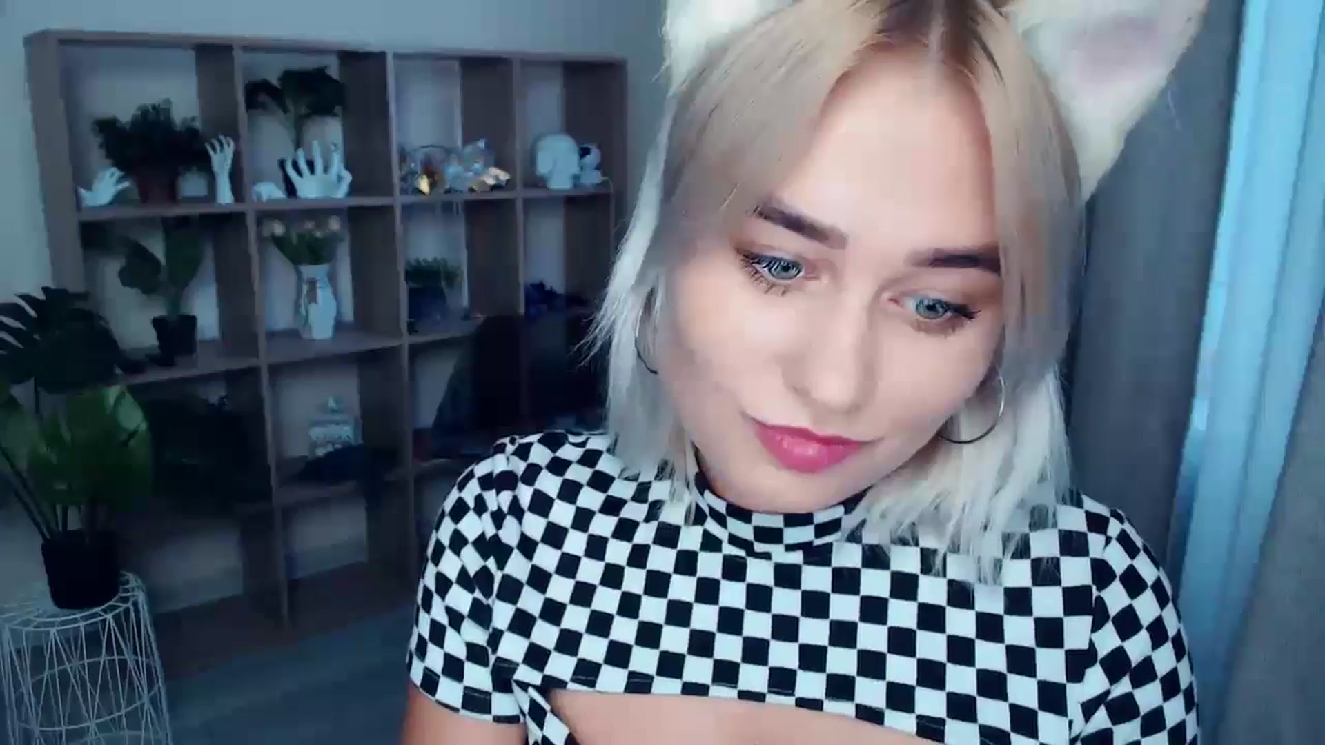 Gallery image thumbnail from Kukla_kolduna's myfreecams stream on, 09/05/2024, 16:54 image 2 of 20