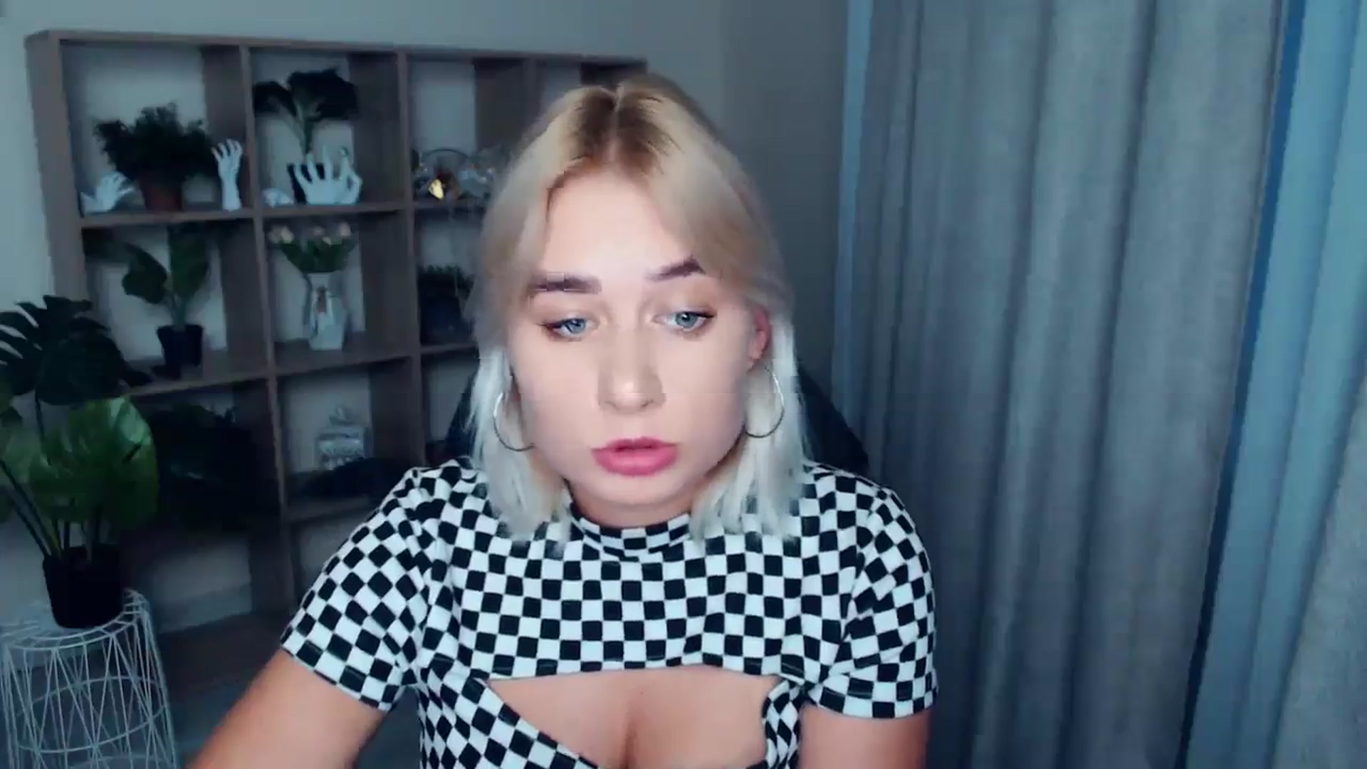 Gallery image thumbnail from Kukla_kolduna's myfreecams stream on, 09/05/2024, 16:54 image 16 of 20
