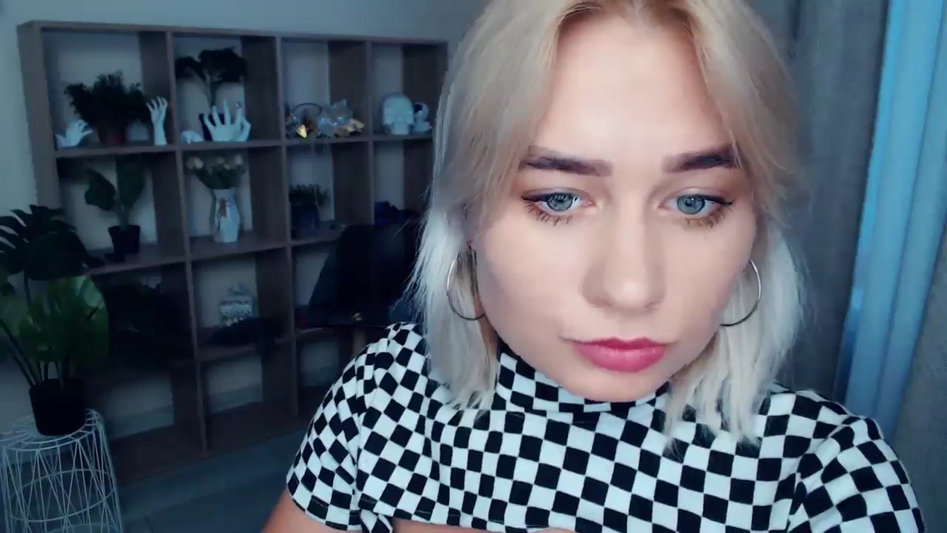 Gallery image thumbnail from Kukla_kolduna's myfreecams stream on, 09/05/2024, 16:54 image 7 of 20