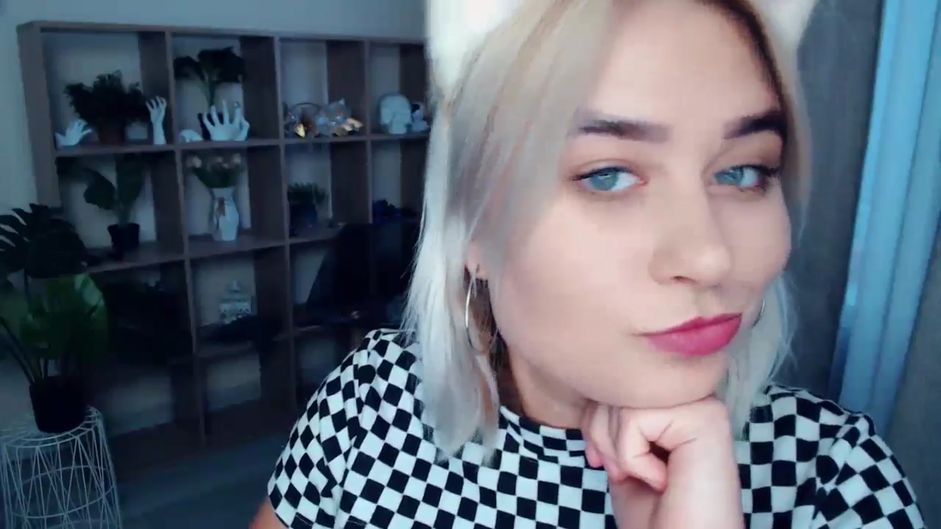 Gallery image thumbnail from Kukla_kolduna's myfreecams stream on, 09/05/2024, 16:54 image 4 of 20