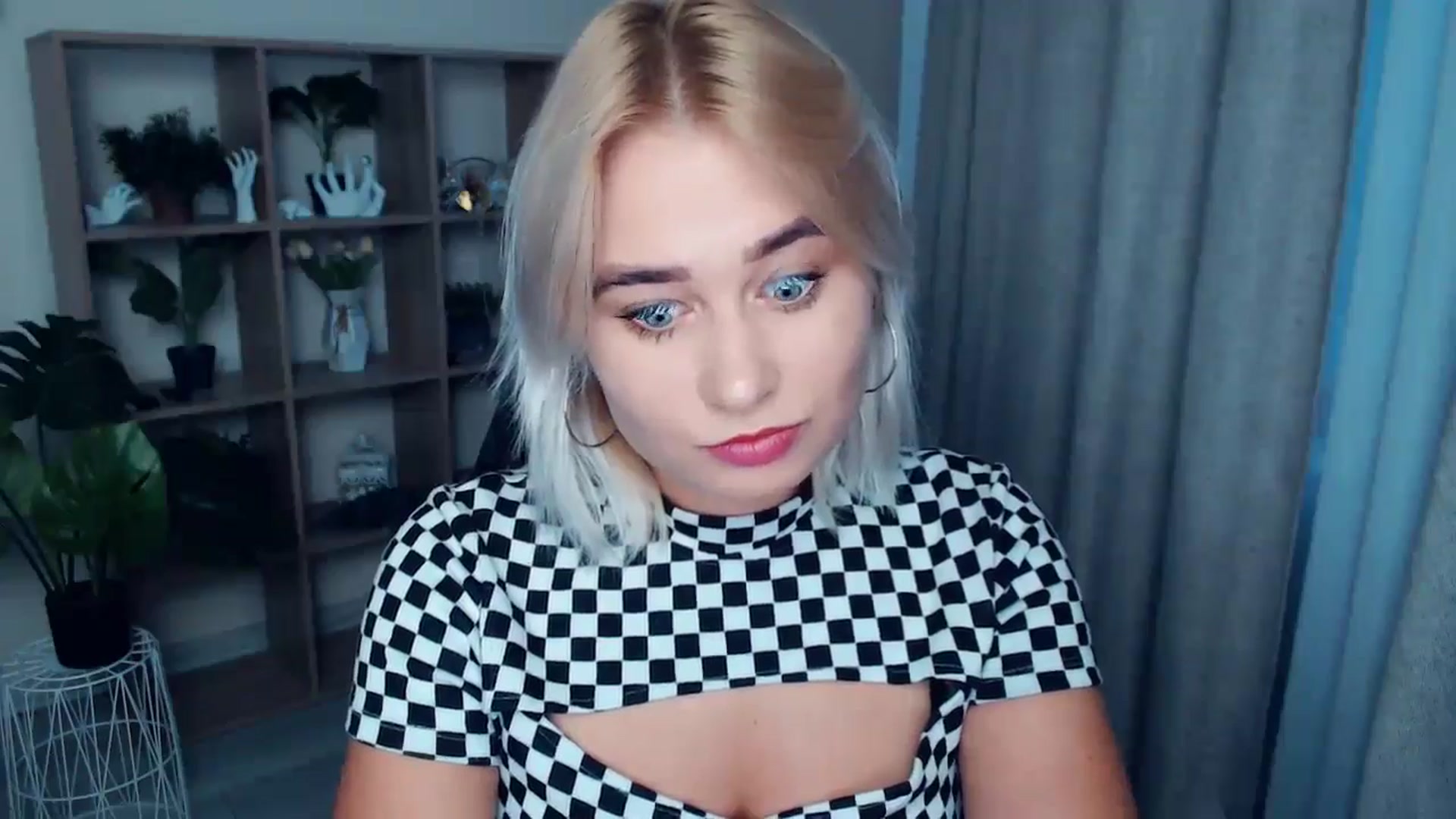 Gallery image thumbnail from Kukla_kolduna's myfreecams stream on, 09/05/2024, 16:54 image 11 of 20