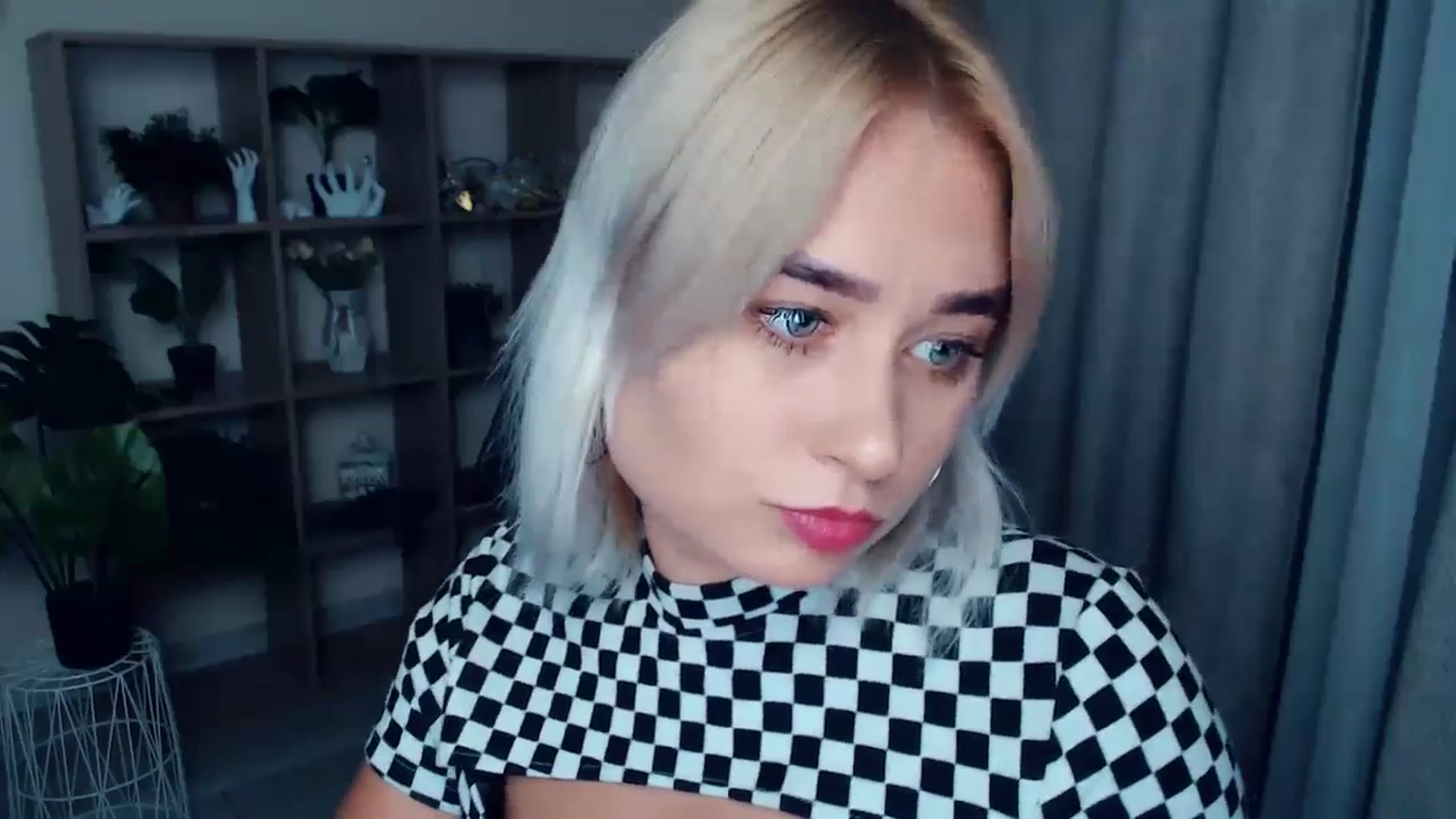 Gallery image thumbnail from Kukla_kolduna's myfreecams stream on, 09/05/2024, 17:48 image 12 of 20