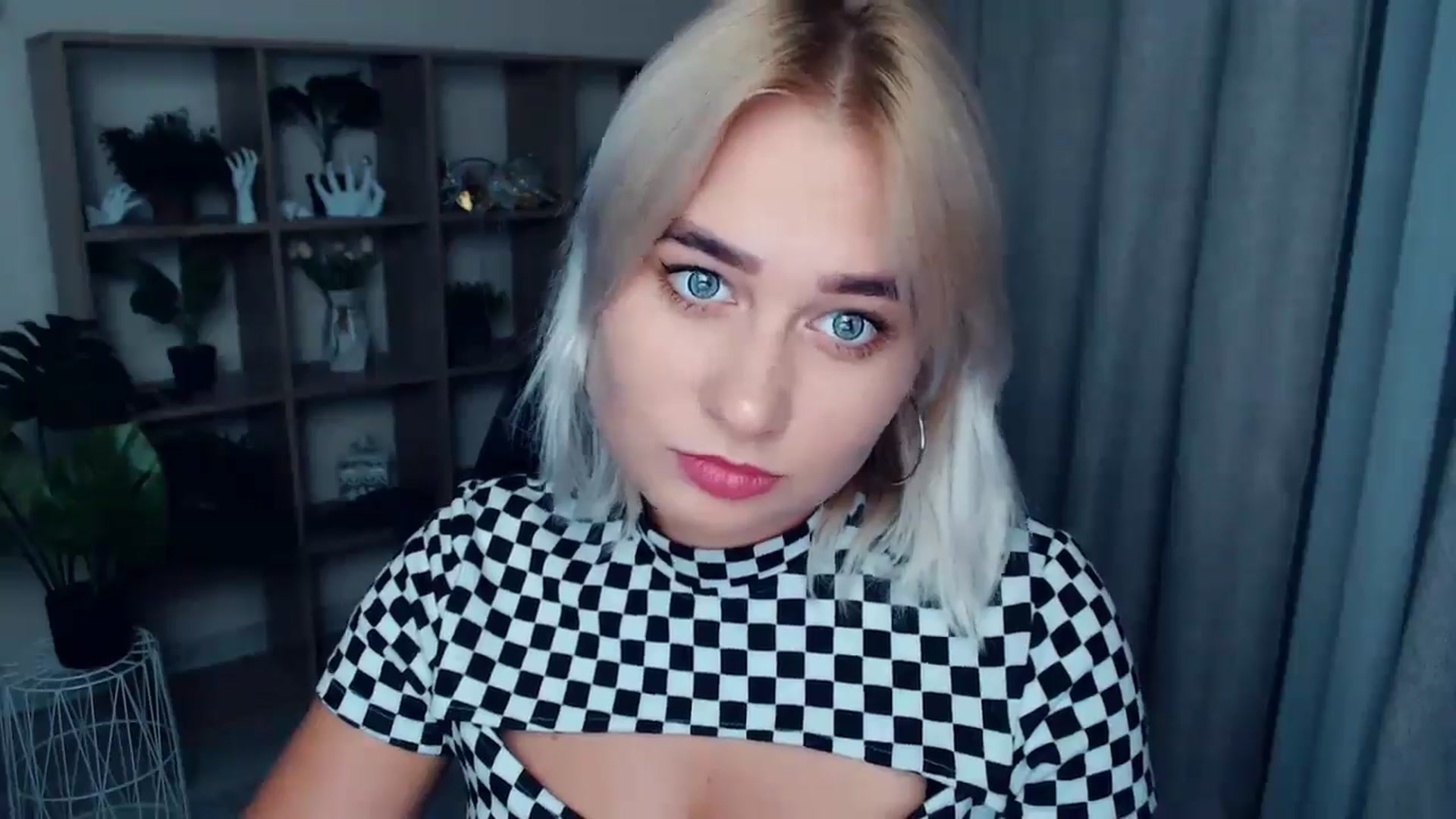 Gallery image thumbnail from Kukla_kolduna's myfreecams stream on, 09/05/2024, 17:48 image 2 of 20