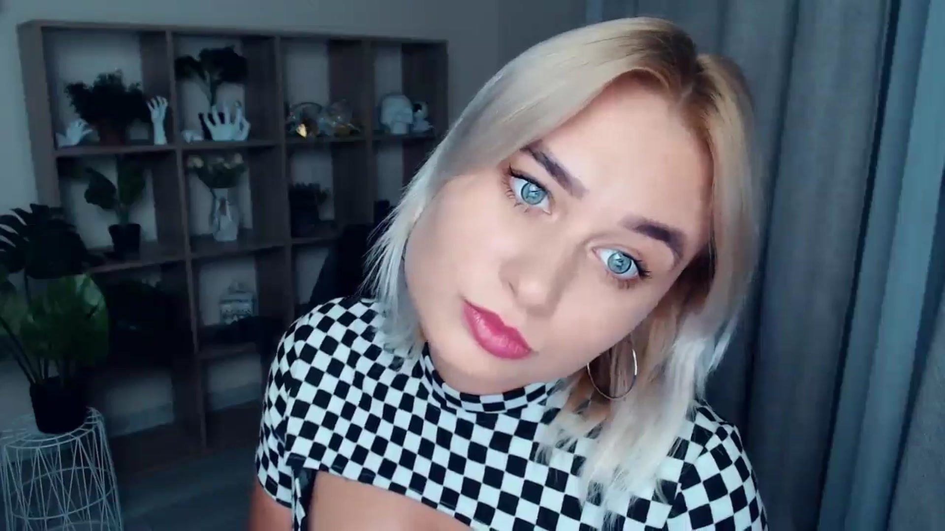 Gallery image thumbnail from Kukla_kolduna's myfreecams stream on, 09/05/2024, 17:48 image 10 of 20