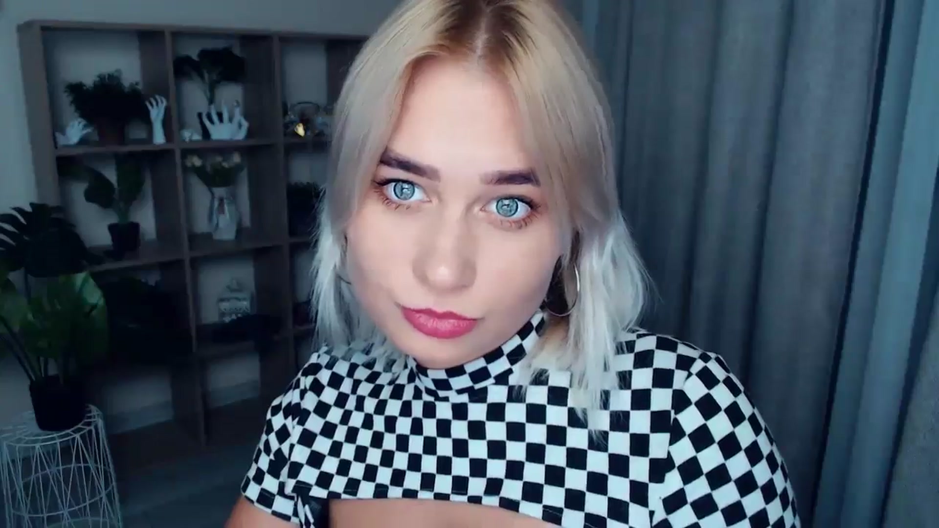 Gallery image thumbnail from Kukla_kolduna's myfreecams stream on, 09/05/2024, 17:48 image 14 of 20