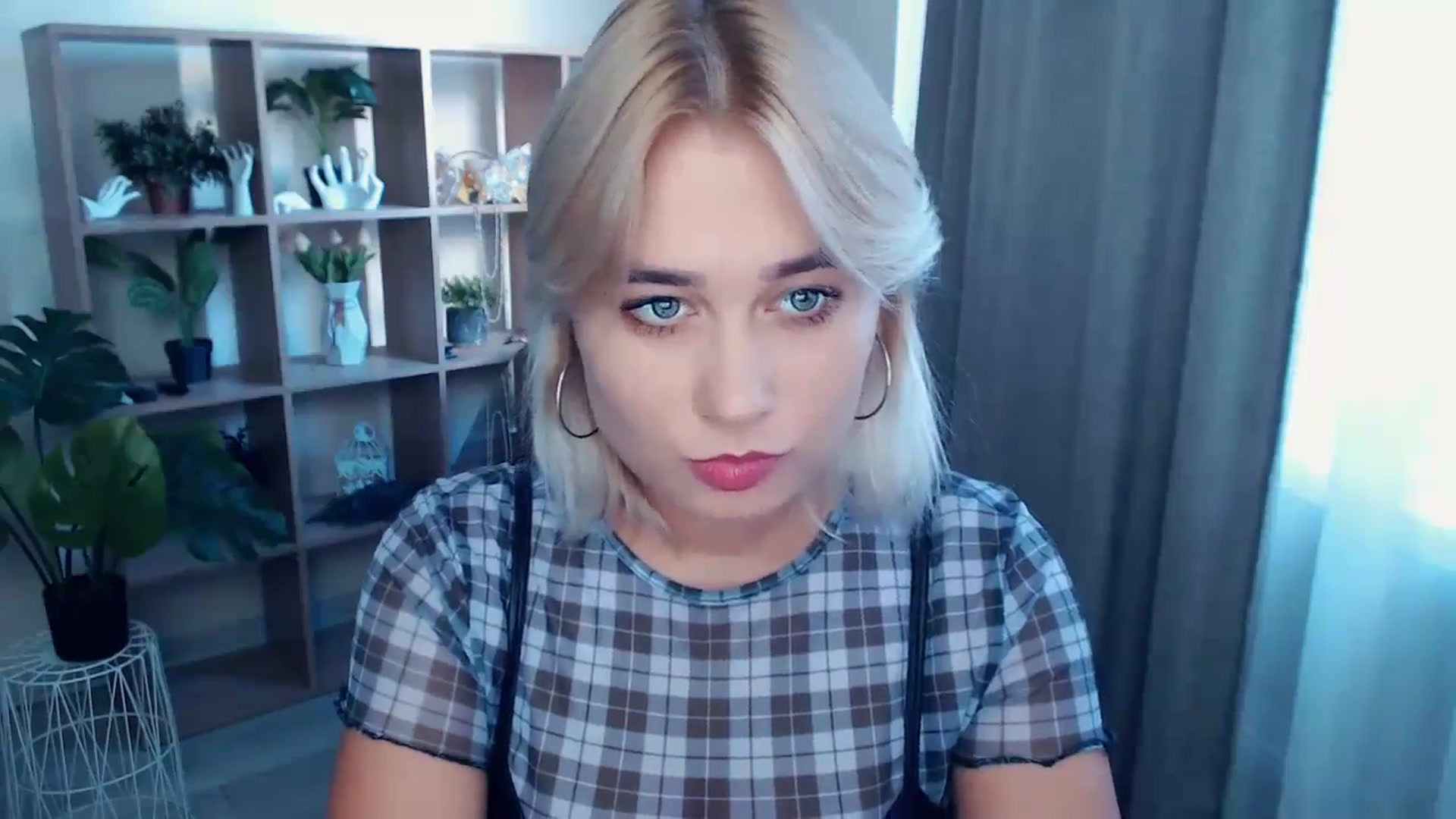 Gallery image thumbnail from Kukla_kolduna's myfreecams stream on, 09/06/2024, 15:54 image 15 of 20