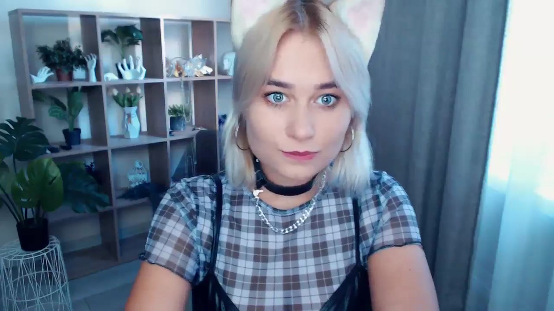 Gallery image thumbnail from Kukla_kolduna's myfreecams stream on, 09/06/2024, 15:54 image 19 of 20