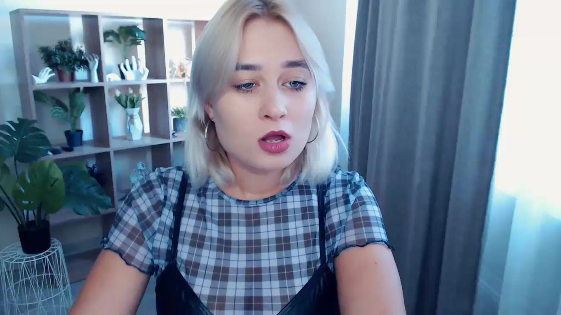Gallery image thumbnail from Kukla_kolduna's myfreecams stream on, 09/06/2024, 15:54 image 1 of 20
